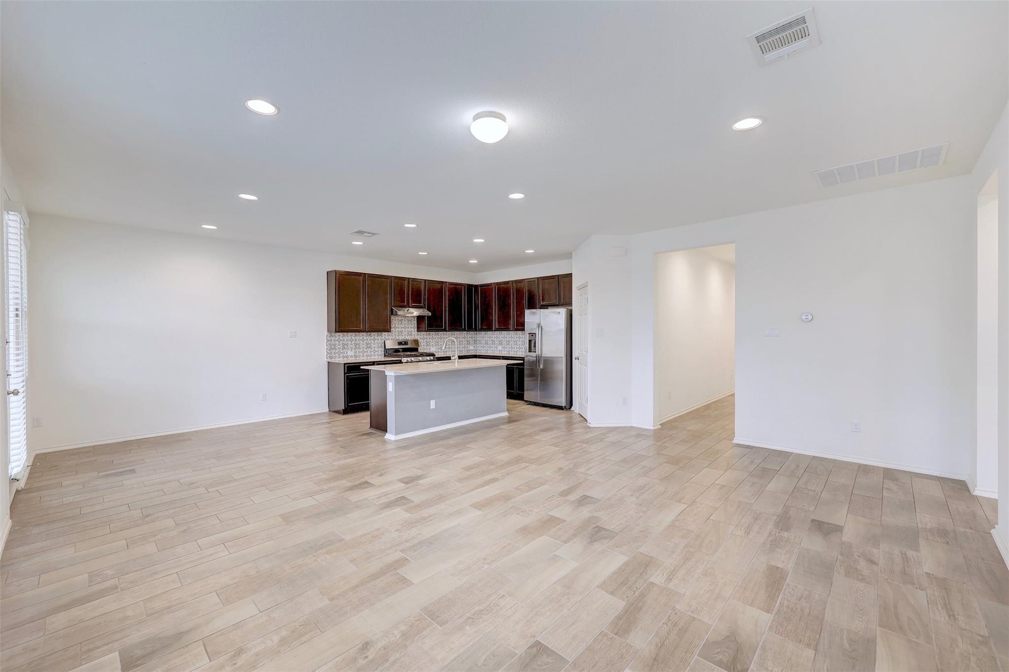 307 Simmental Loop, Hutto, TX 78634