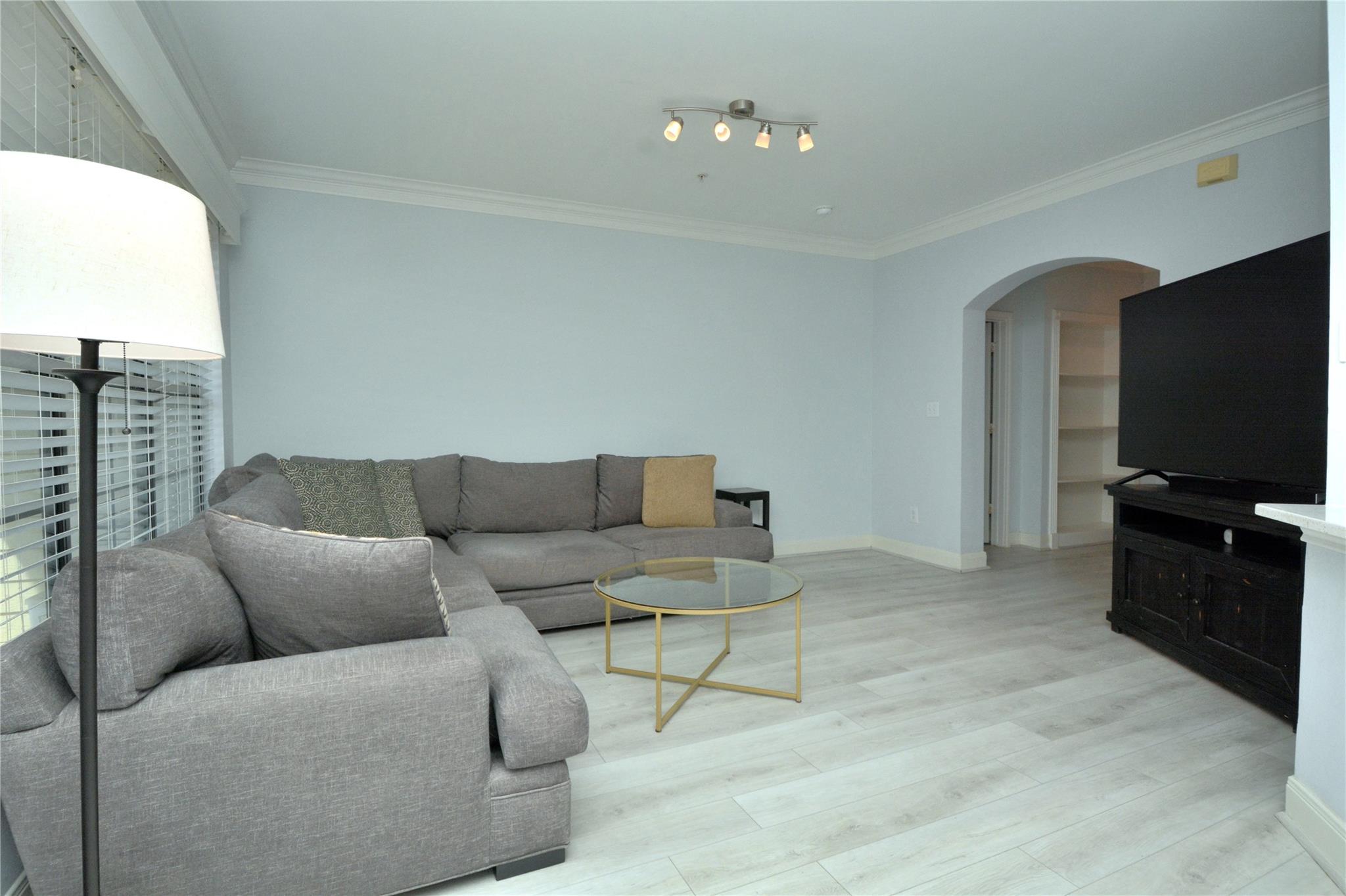 7701 RIALTO Blvd # 124, Austin, TX 78735