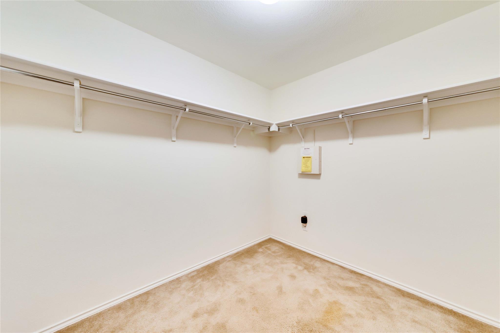 9004 Bird Brook Ln, Austin, TX 78747