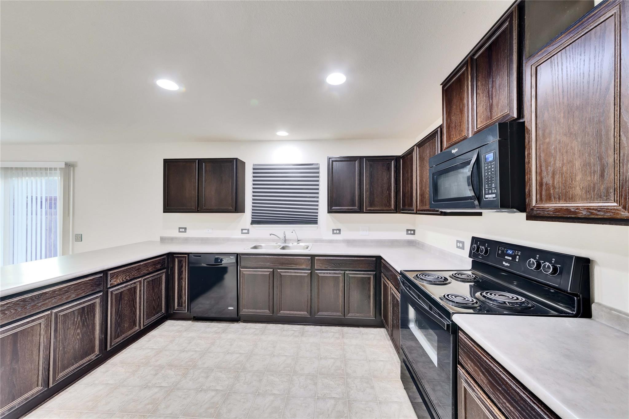 9004 Bird Brook Ln, Austin, TX 78747