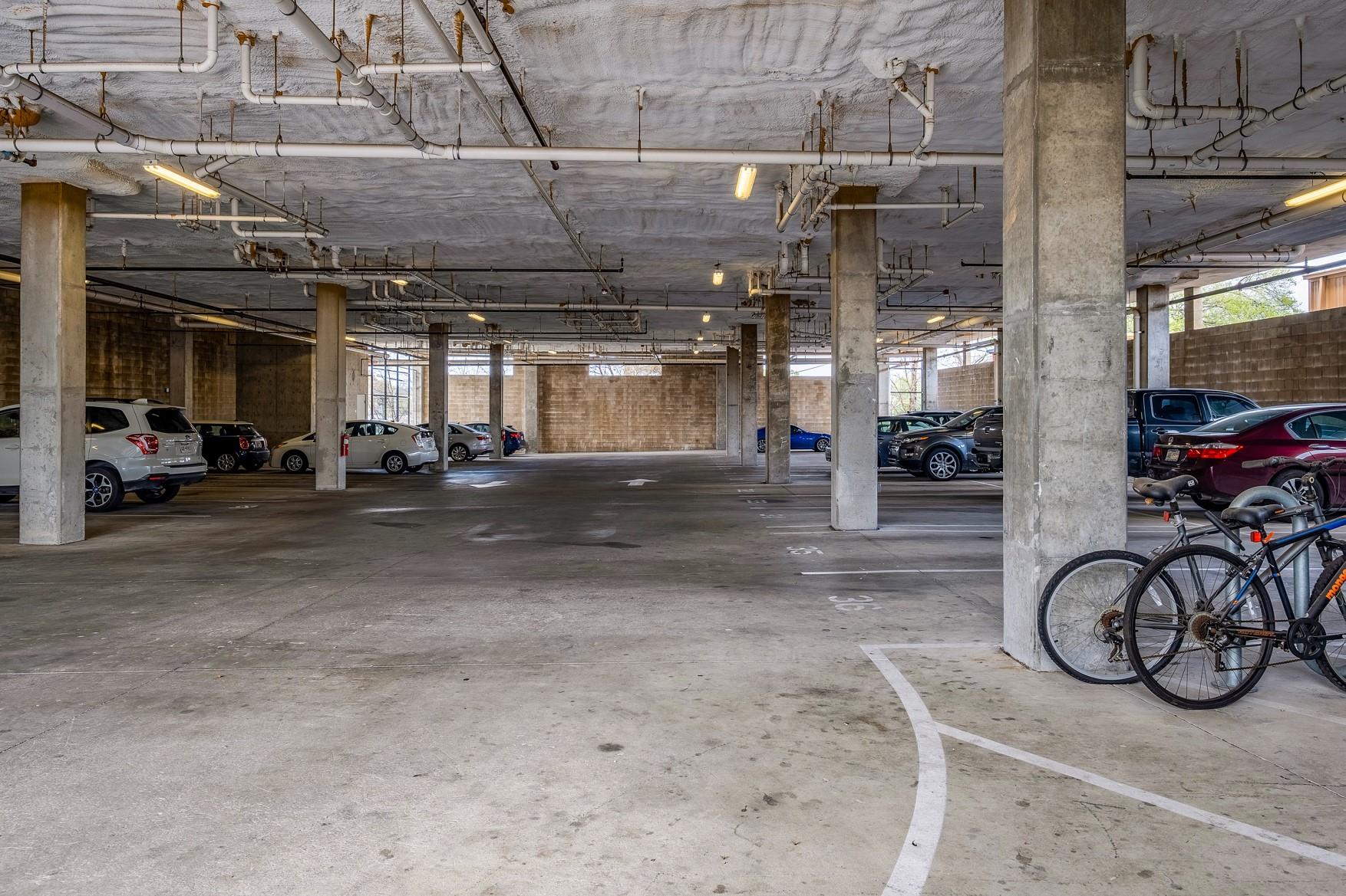 6444 Burnet Rd # 207, Austin, TX 78757