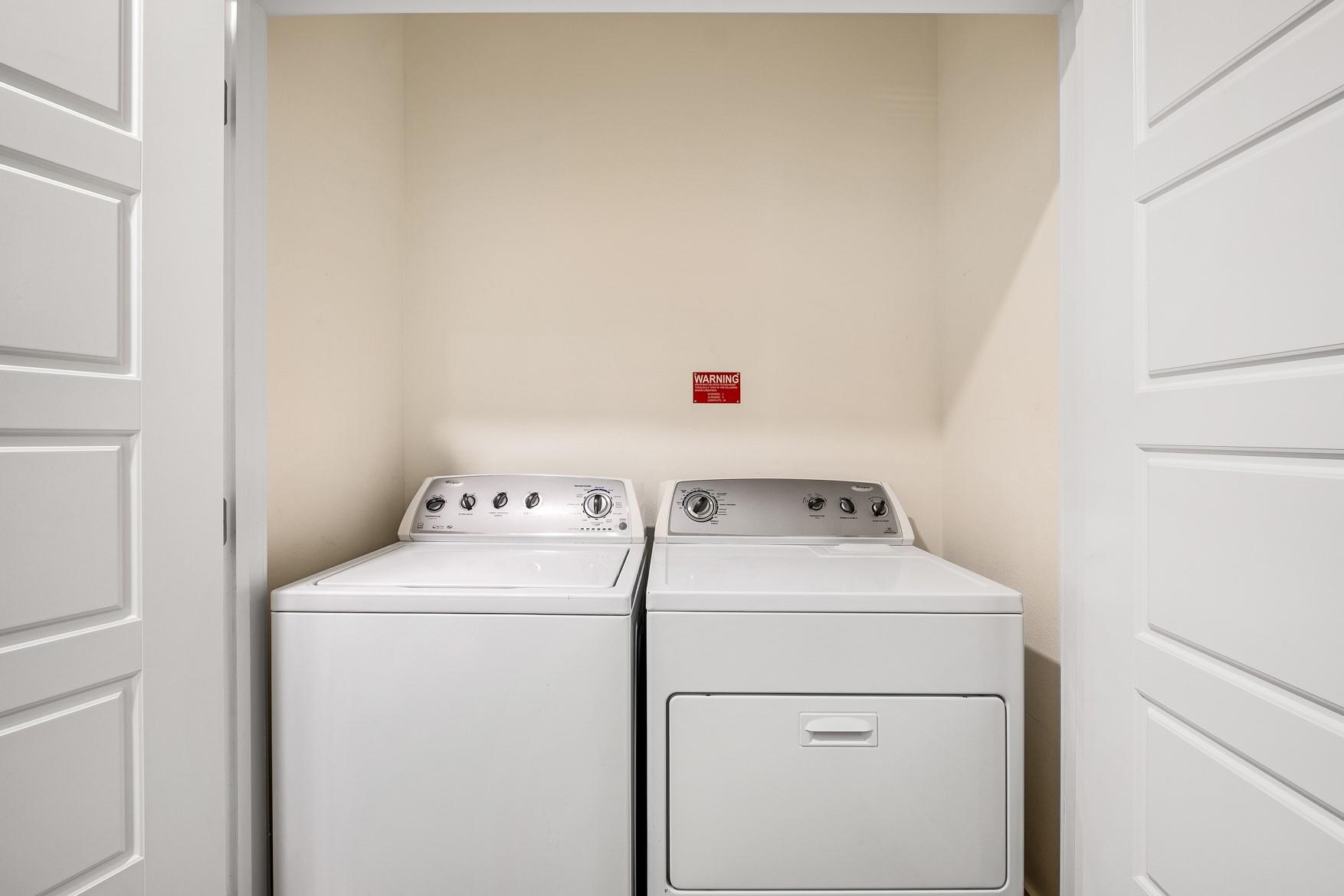 6444 Burnet Rd # 207, Austin, TX 78757