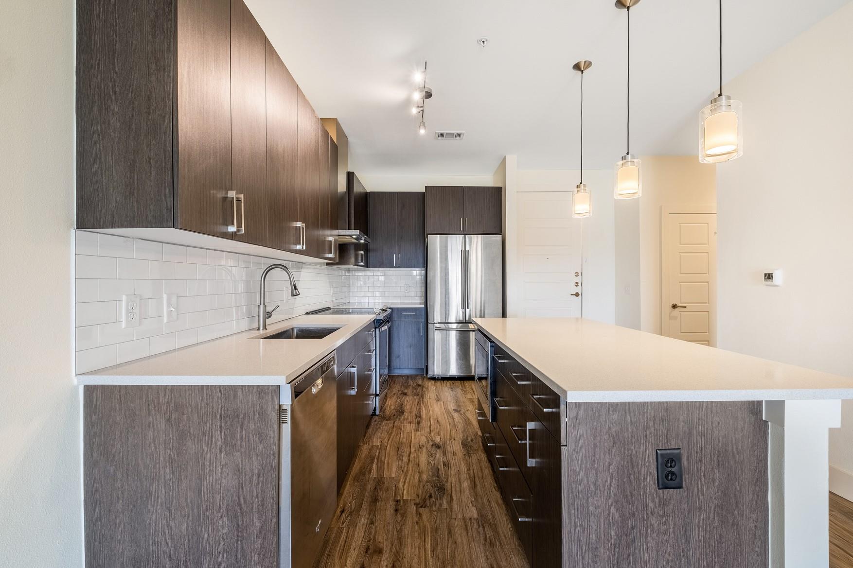 6444 Burnet Rd # 207, Austin, TX 78757