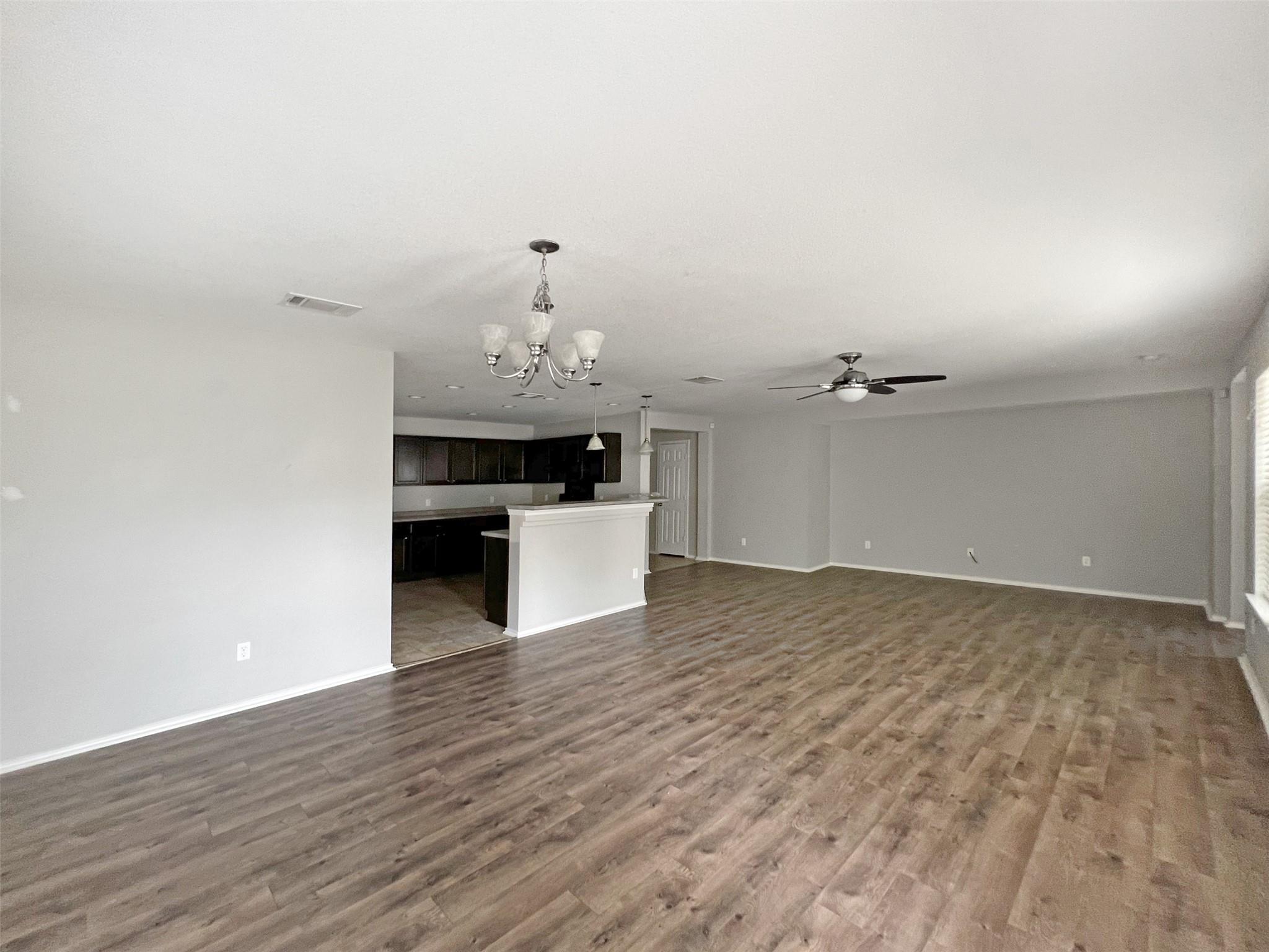 2107 Outpost Dr, Cedar Park, TX 78613