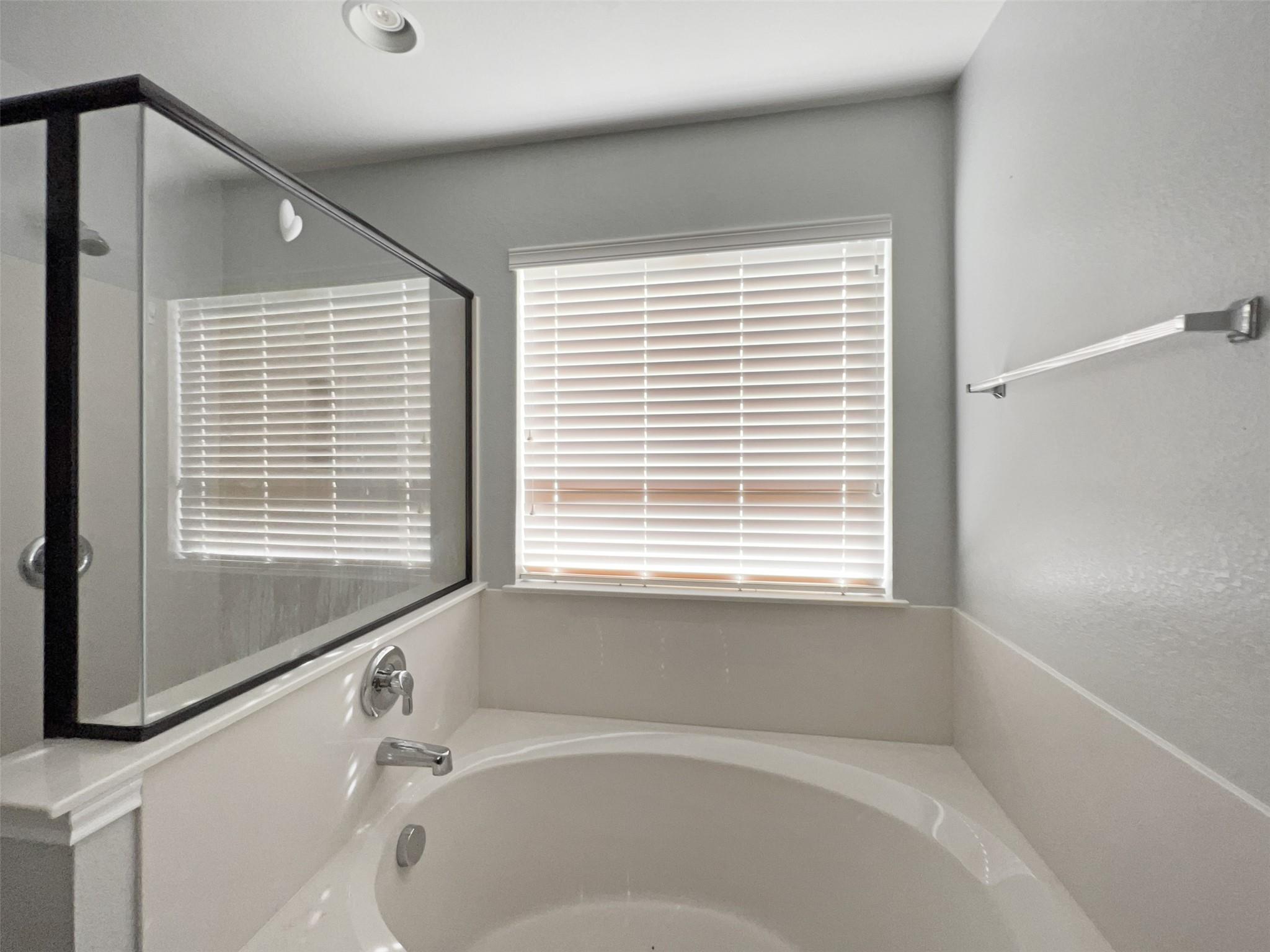 2107 Outpost Dr, Cedar Park, TX 78613