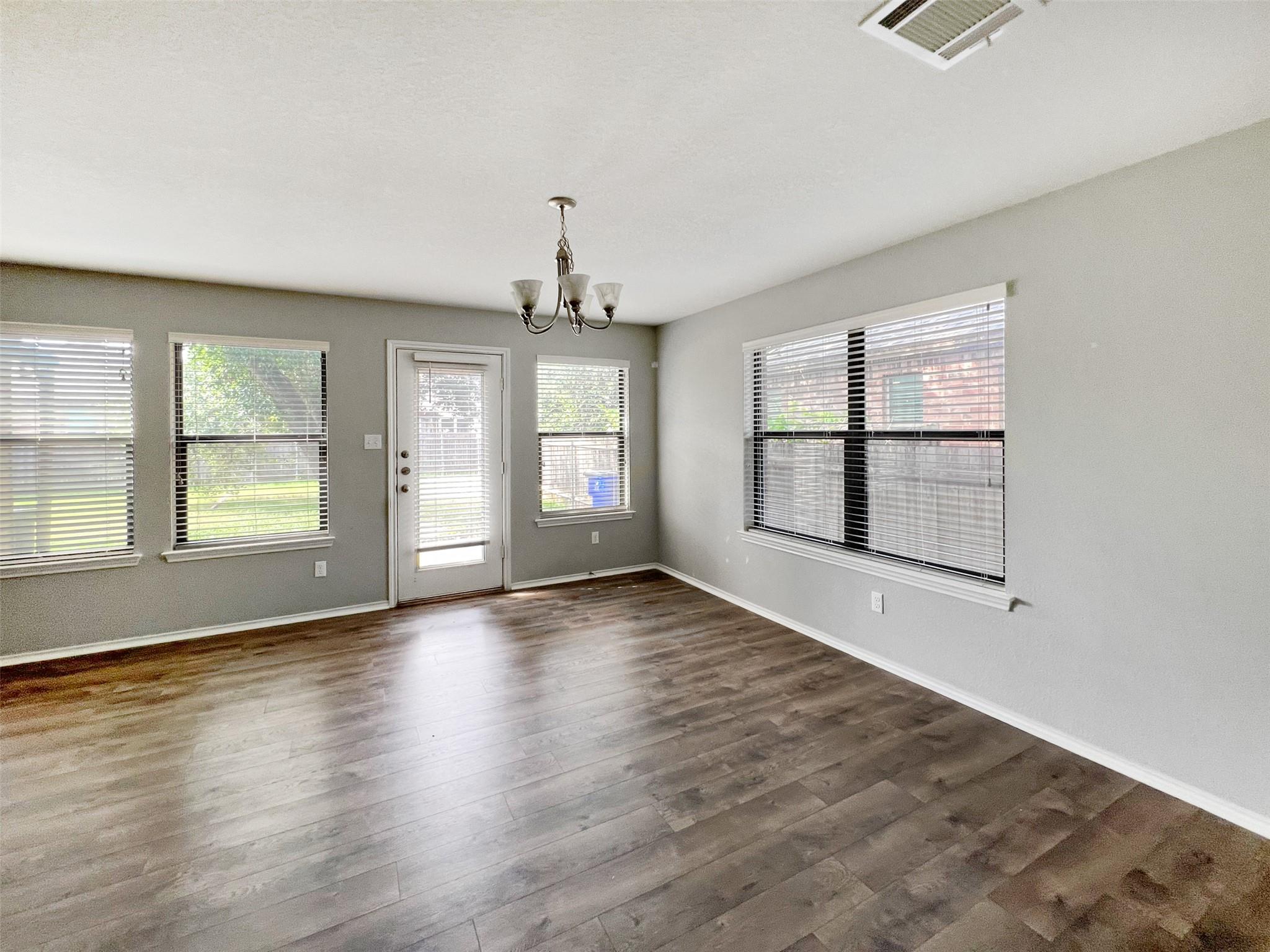 2107 Outpost Dr, Cedar Park, TX 78613