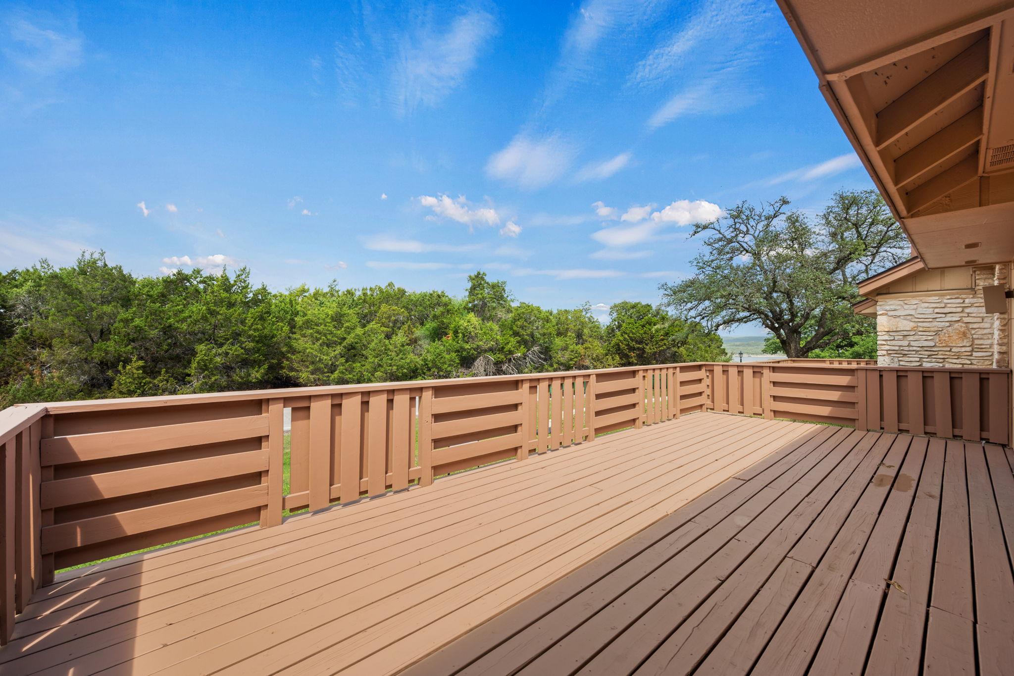 11 Oaks Pl, Lago Vista, TX 78645