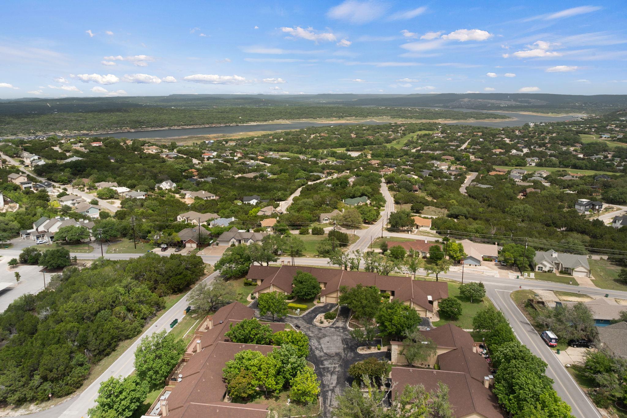 11 Oaks Pl, Lago Vista, TX 78645