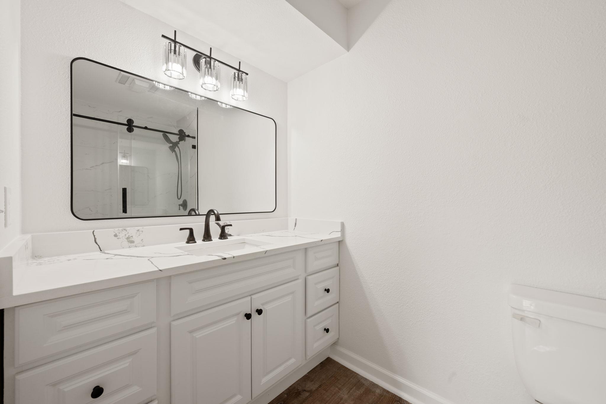 11 Oaks Pl, Lago Vista, TX 78645