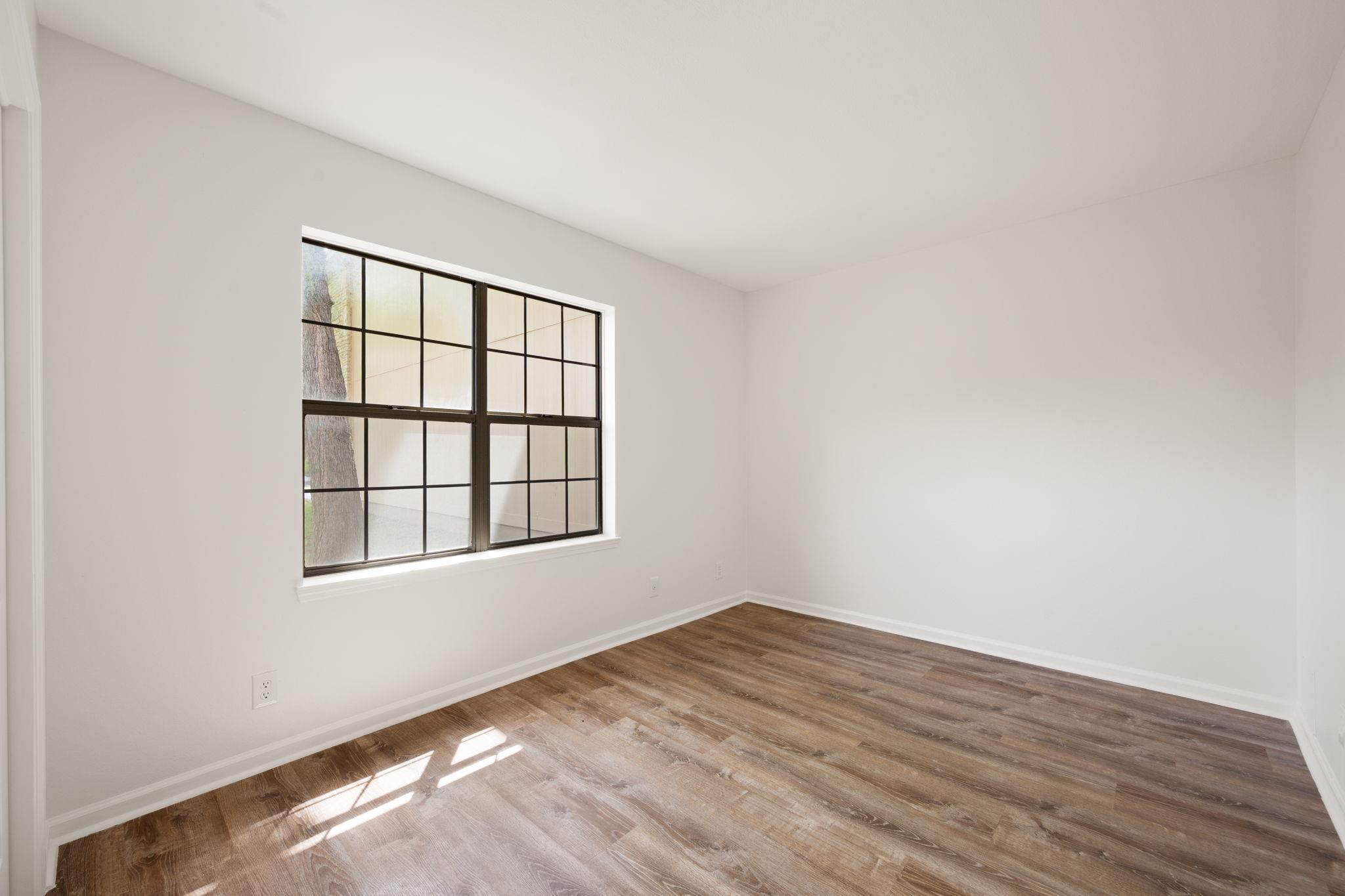 11 Oaks Pl, Lago Vista, TX 78645