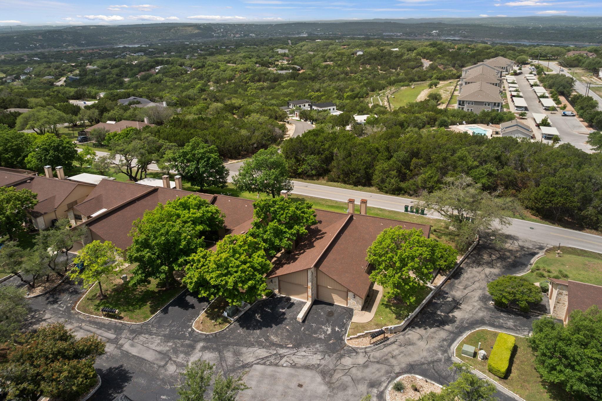 11 Oaks Pl, Lago Vista, TX 78645