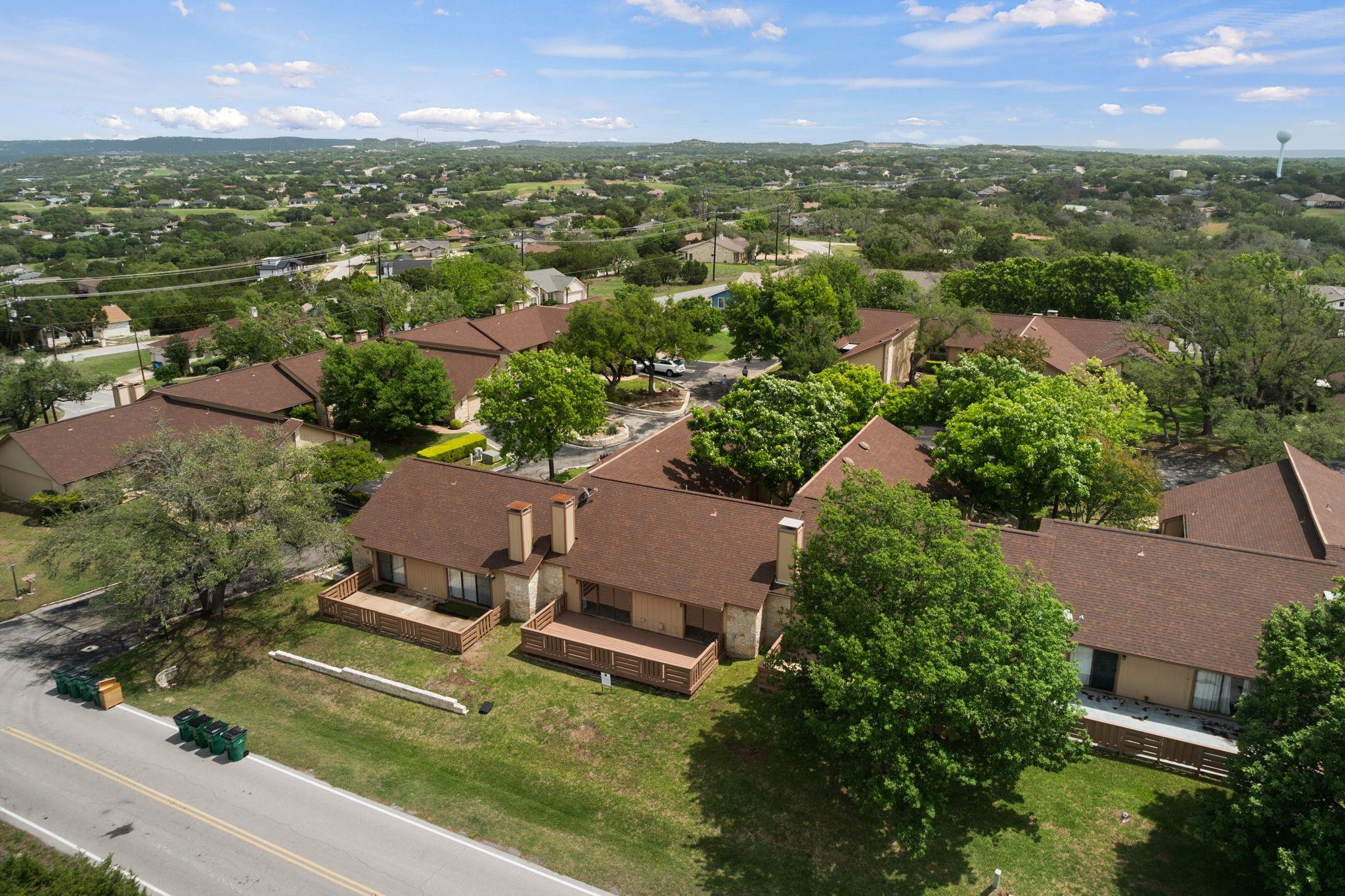 11 Oaks Pl, Lago Vista, TX 78645