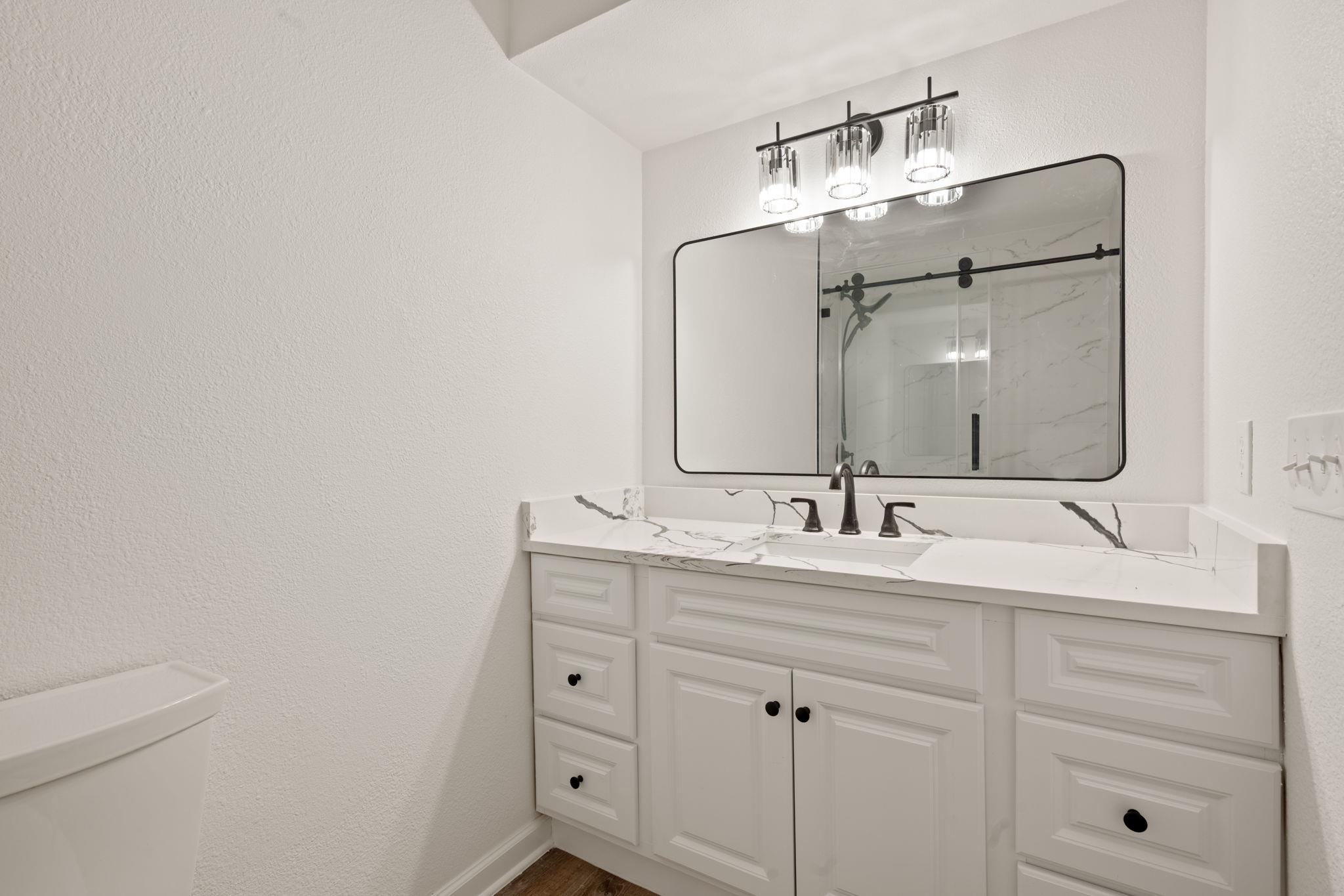 11 Oaks Pl, Lago Vista, TX 78645