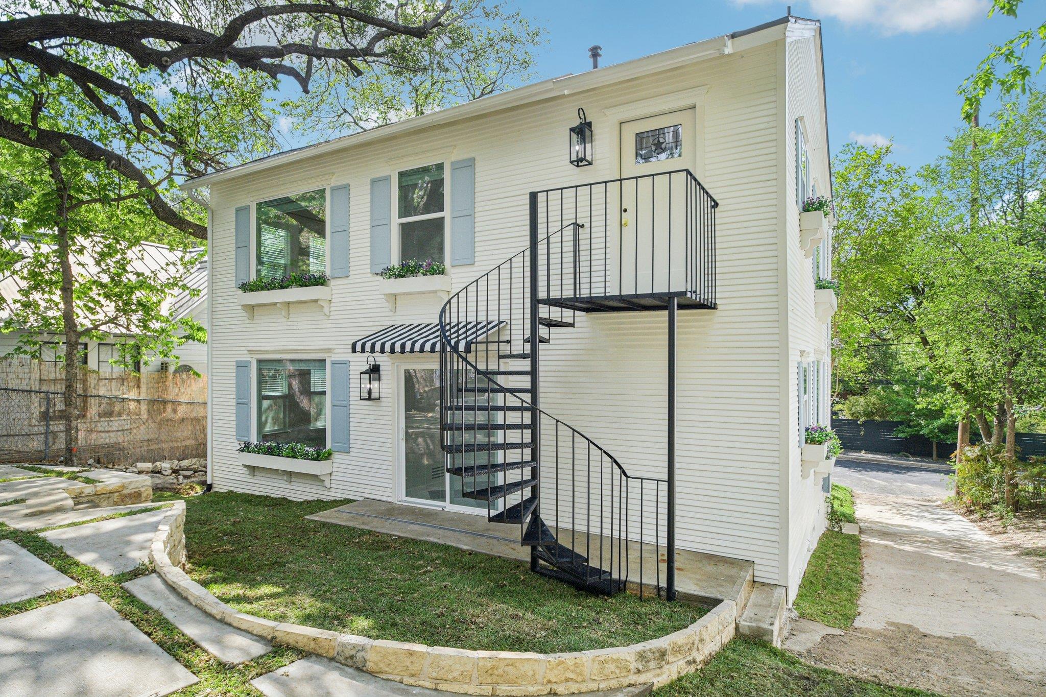 1205 Alta Vista Ave # A, Austin, TX 78704