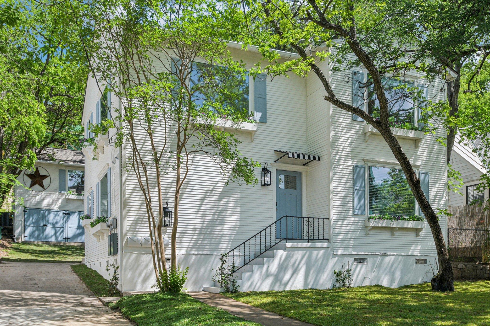 1205 Alta Vista Ave # A, Austin, TX 78704