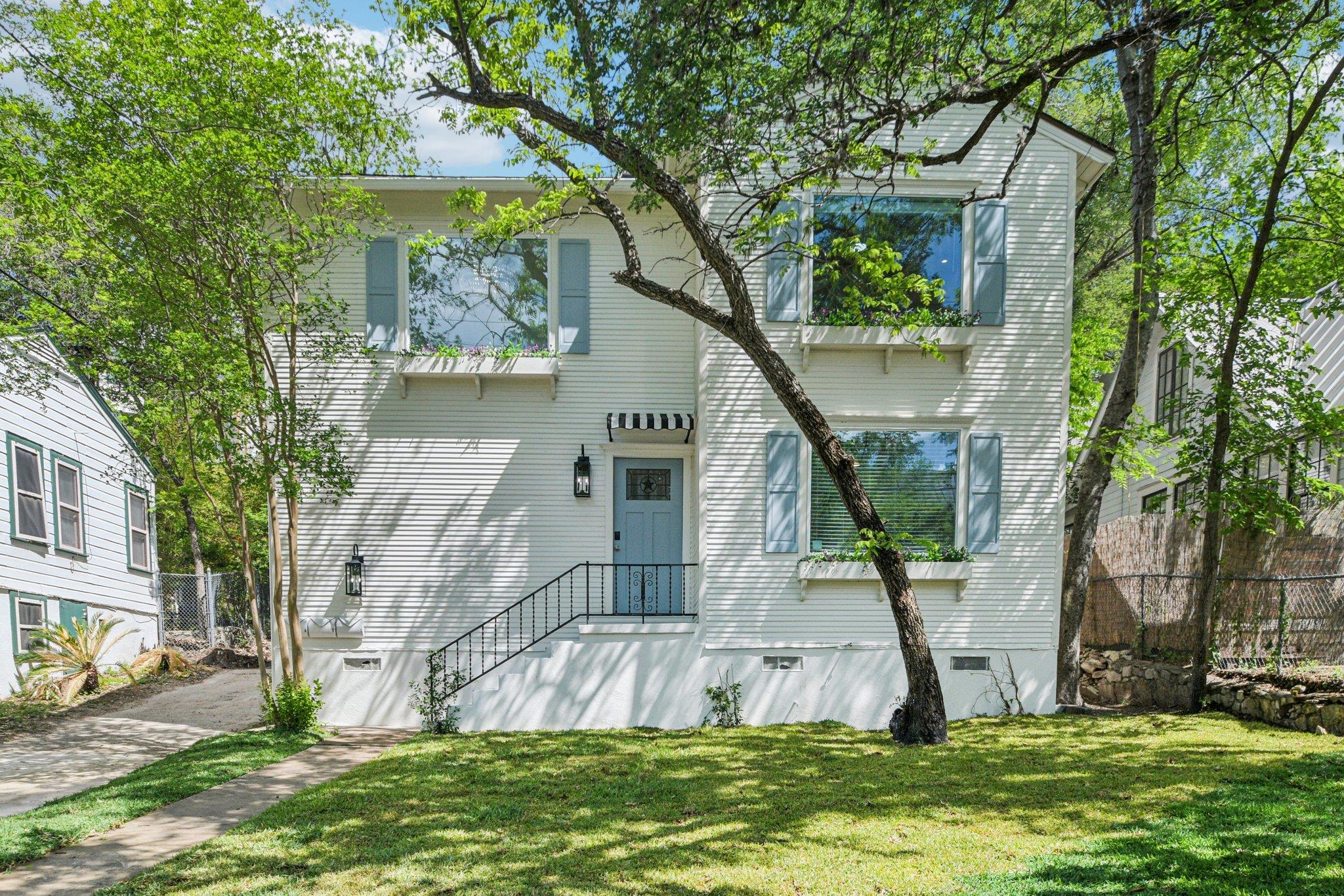 1205 Alta Vista Ave # A, Austin, TX 78704