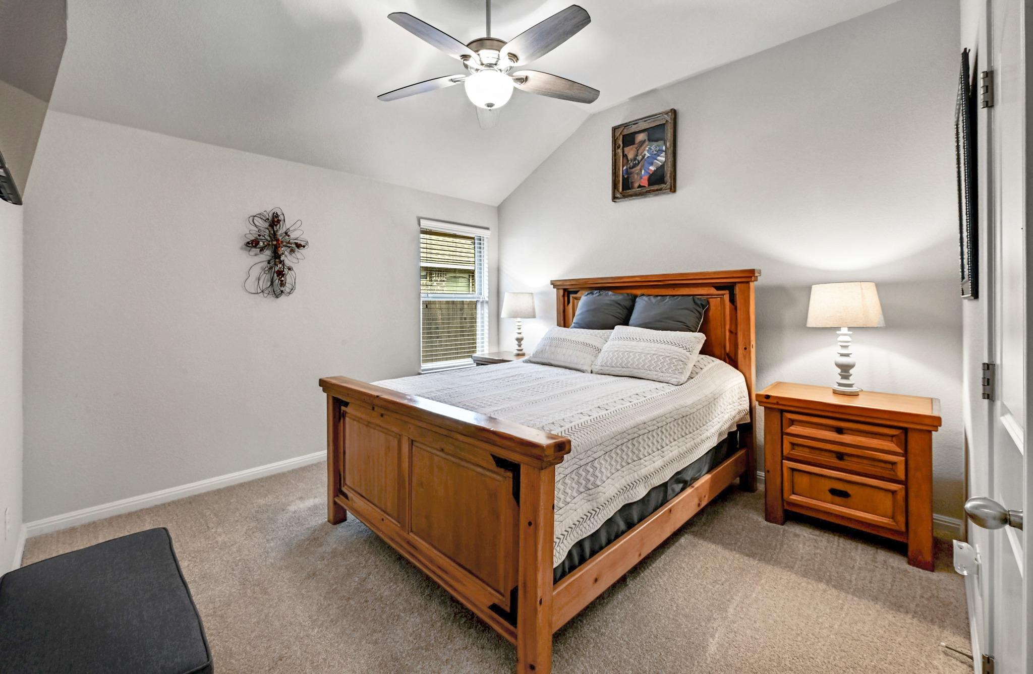 113 W Highfield St, Hutto, TX 78634