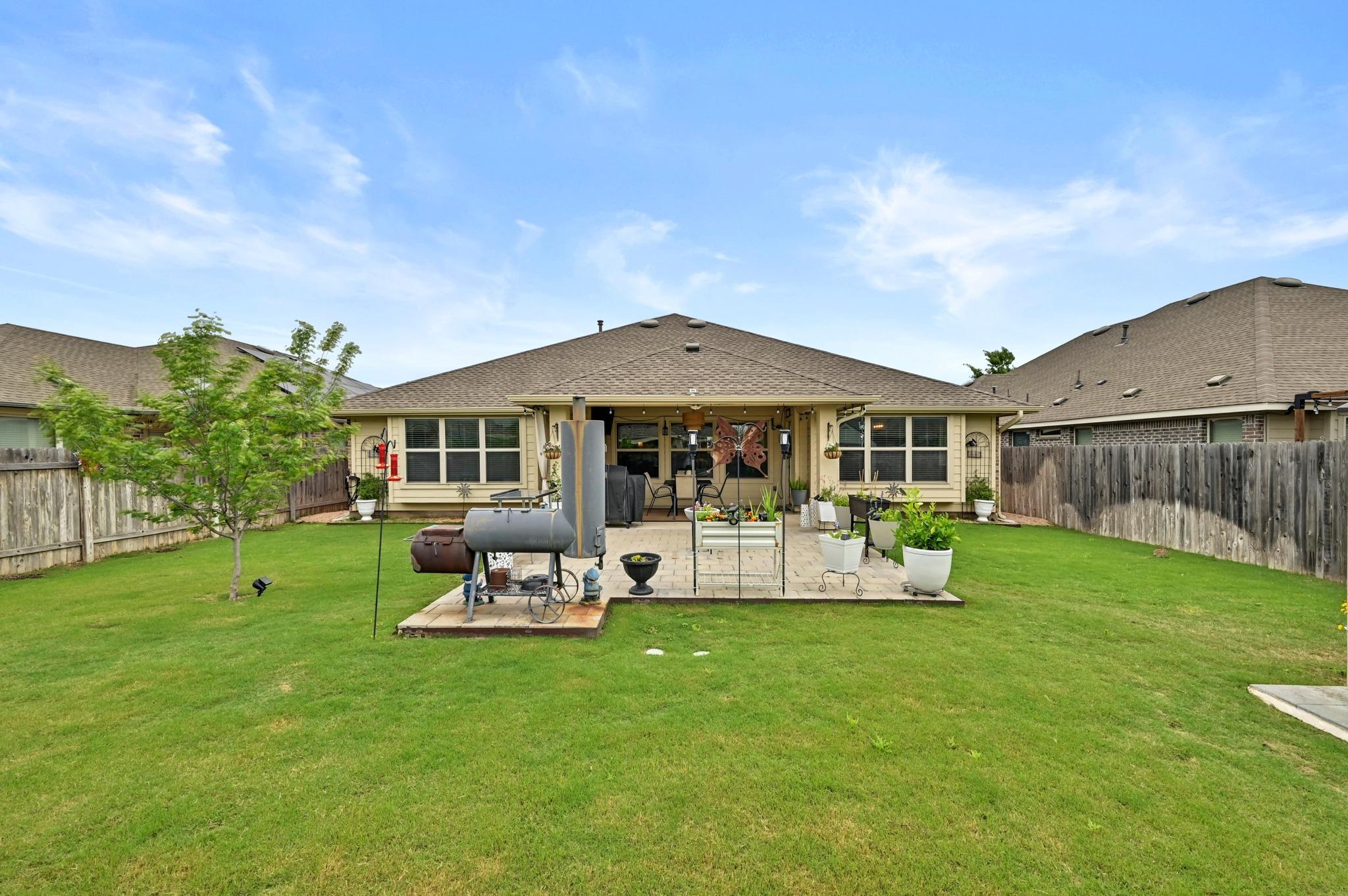 113 W Highfield St, Hutto, TX 78634