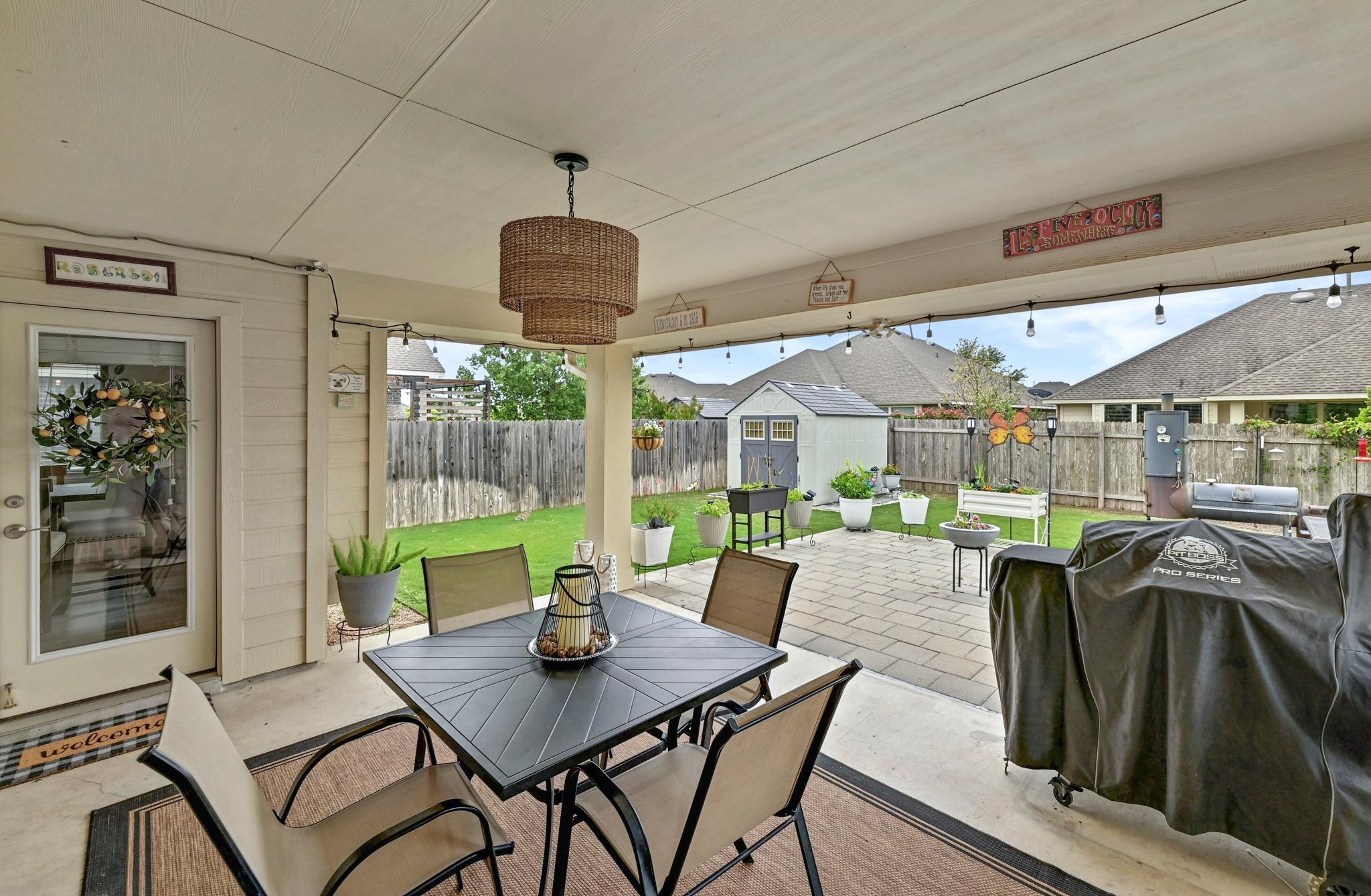 113 W Highfield St, Hutto, TX 78634