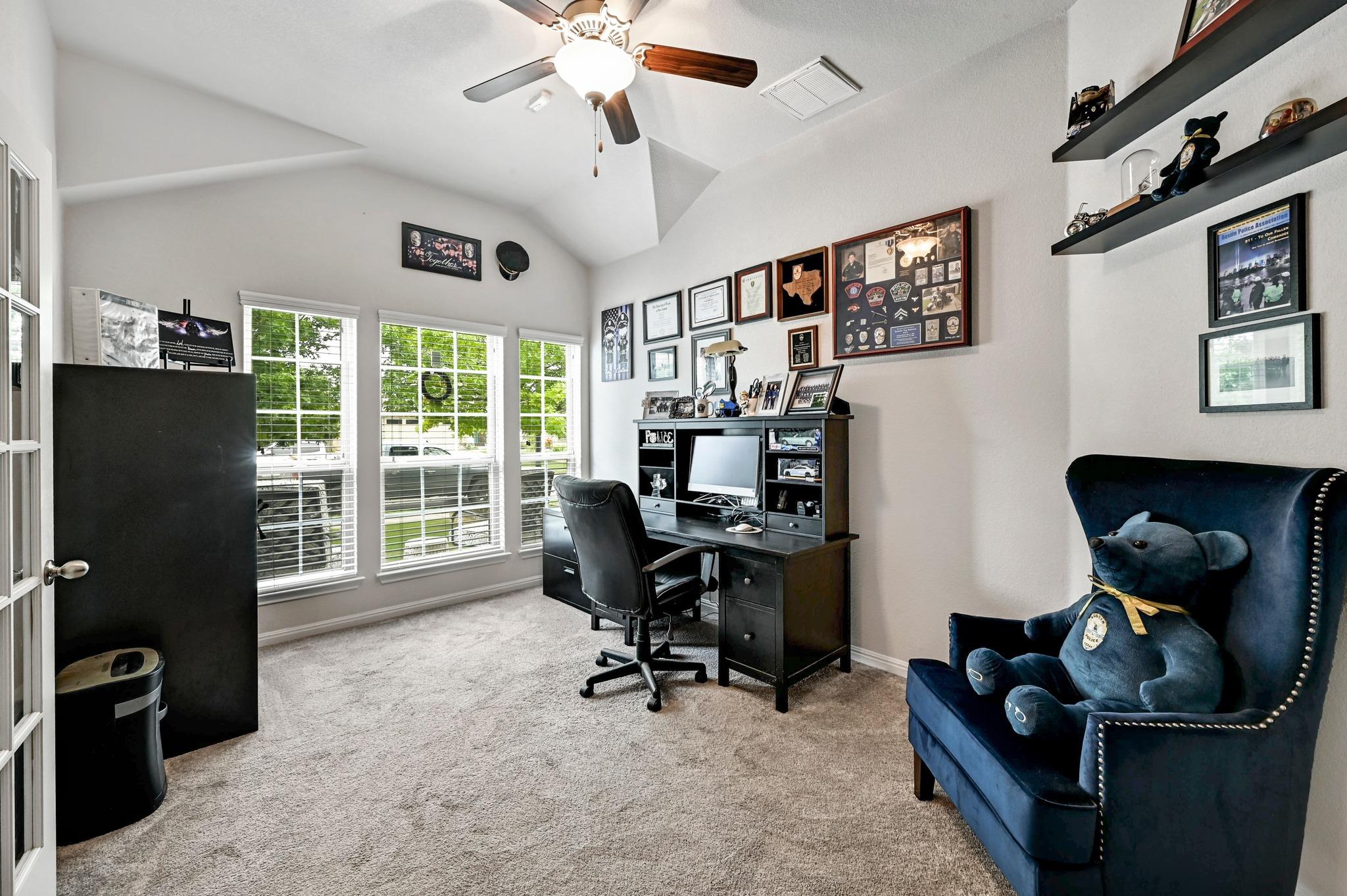 113 W Highfield St, Hutto, TX 78634