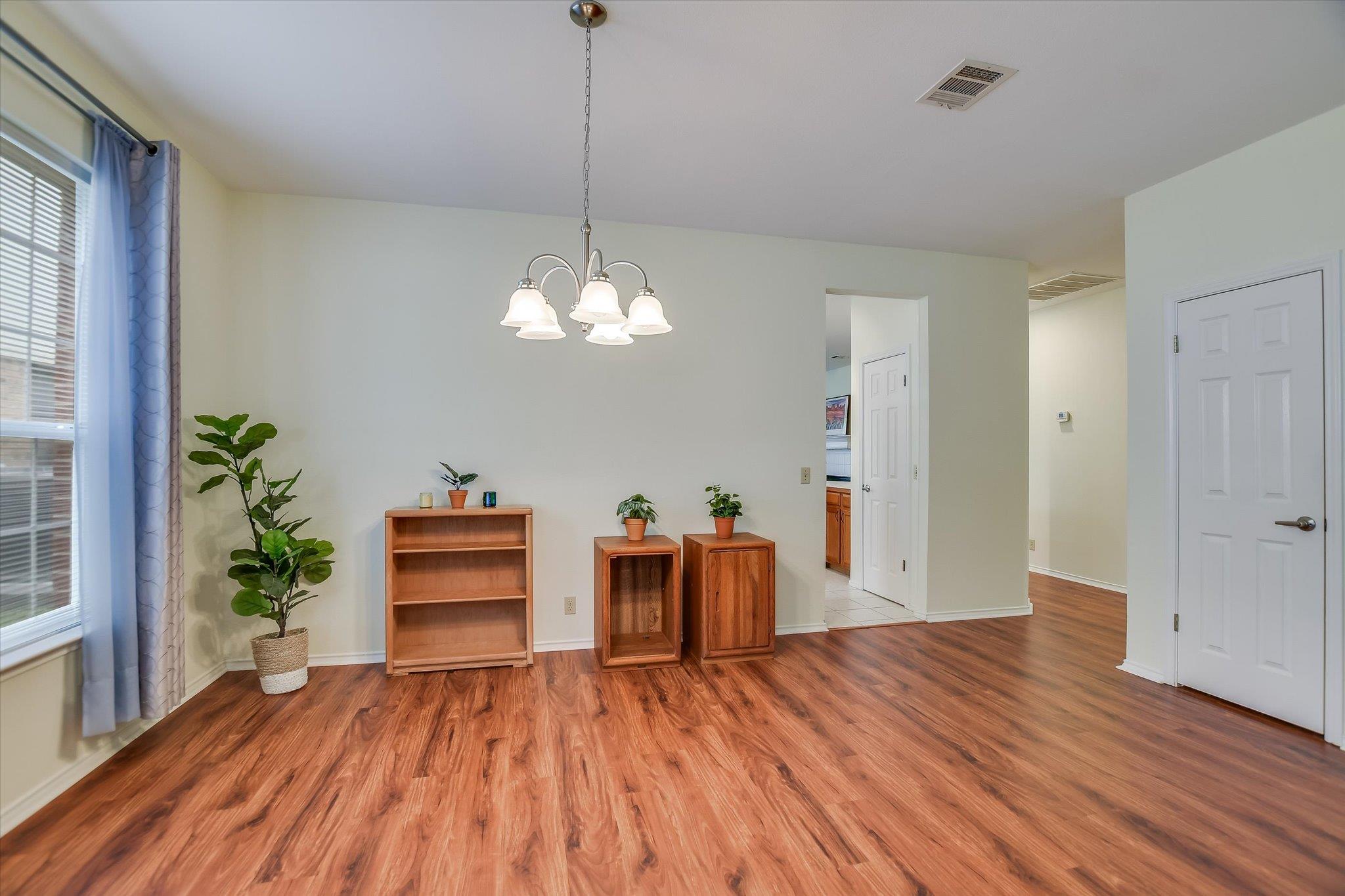 1506 Suzi Ln, Pflugerville, TX 78660