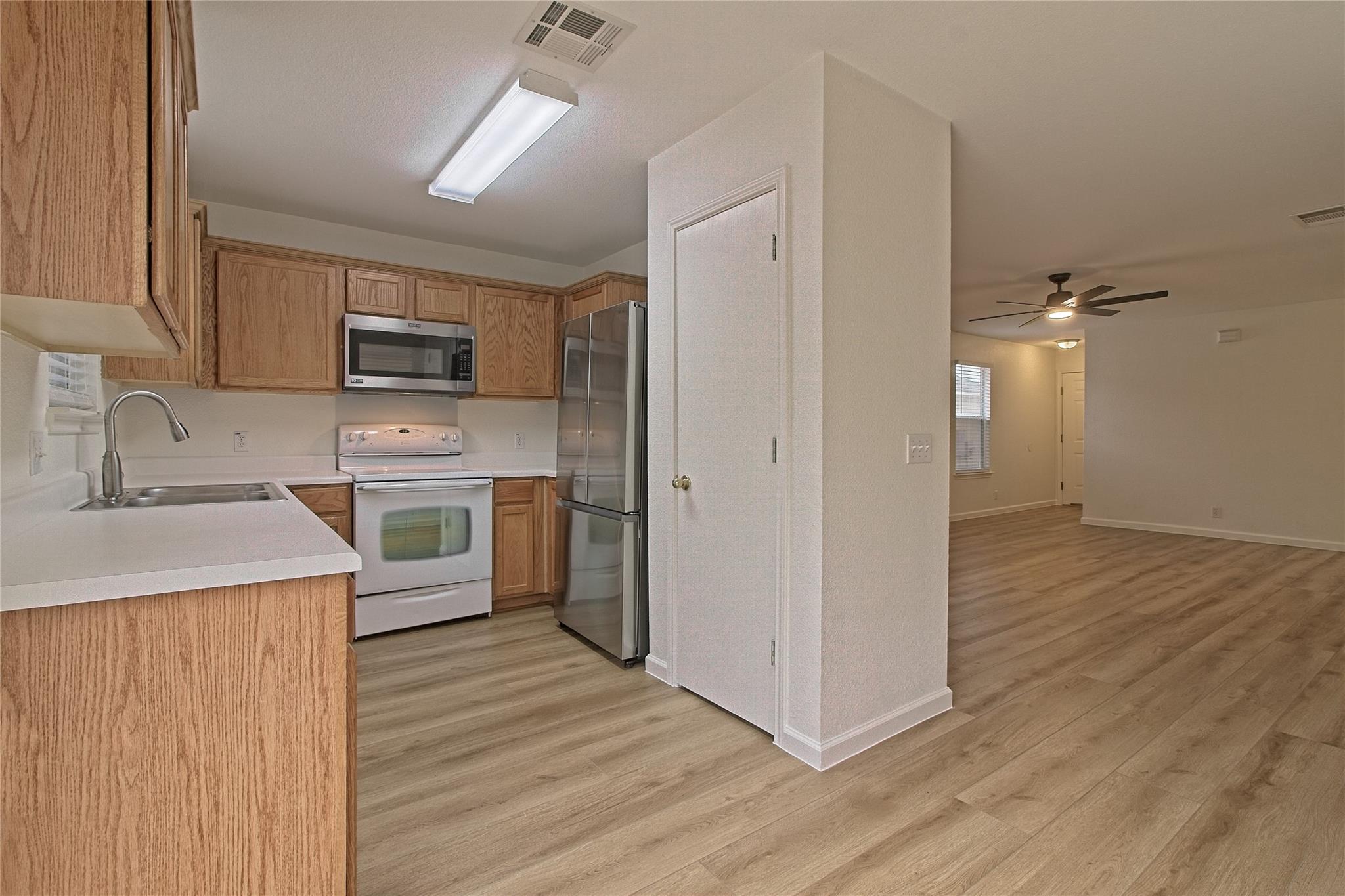 313 Avalanche Ave, Georgetown, TX 78626