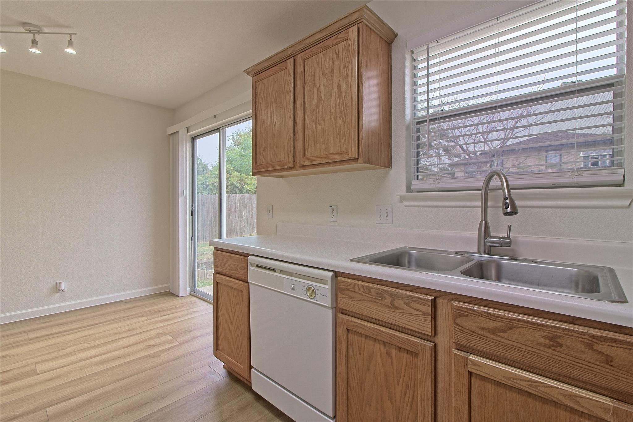 313 Avalanche Ave, Georgetown, TX 78626