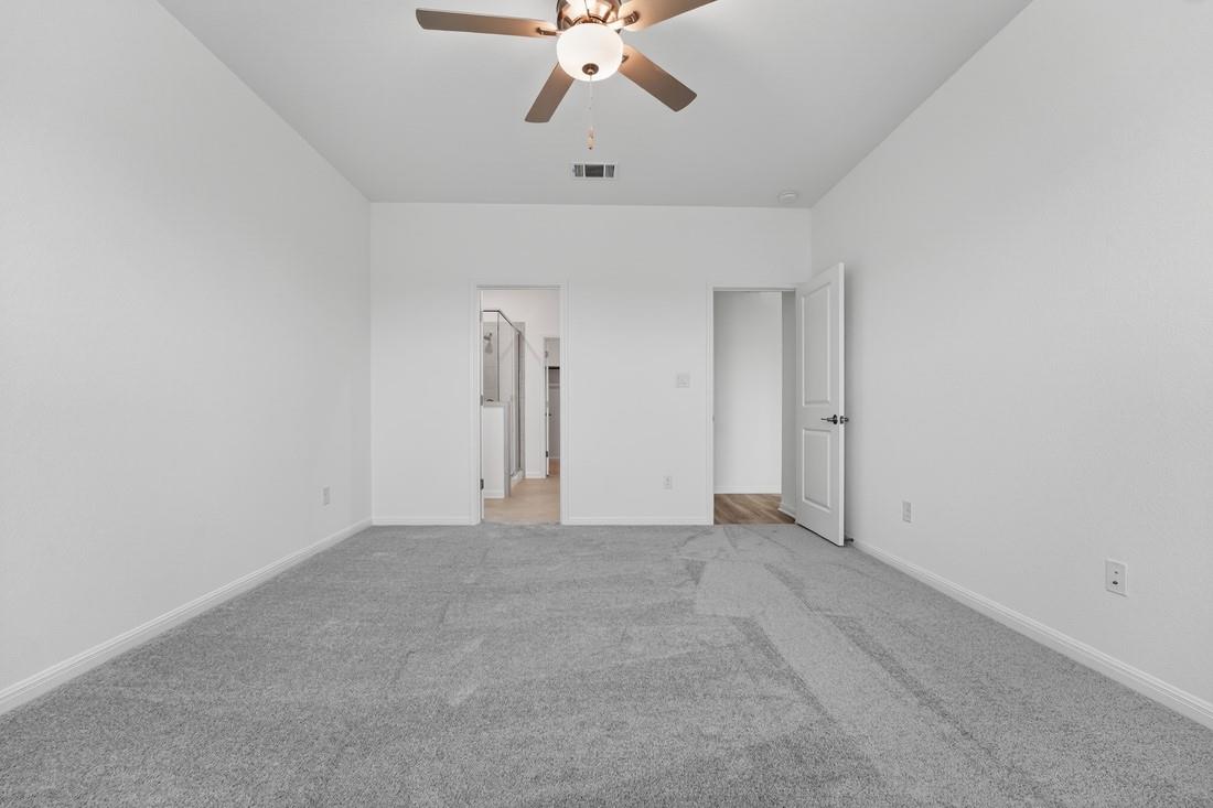 95 Flowers Ave, Hutto, TX 78634