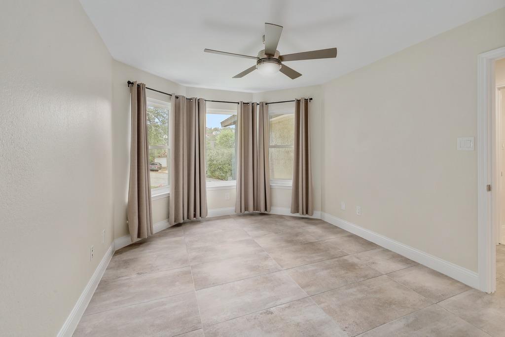 4605 Beechwood Holw, Austin, TX 78731