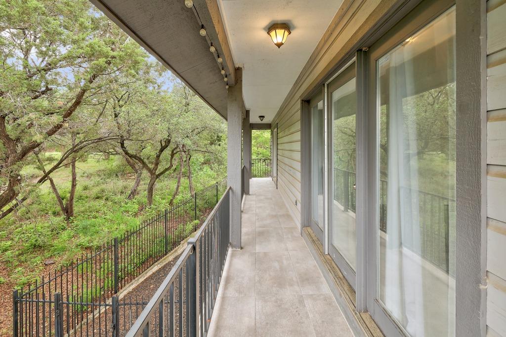 4605 Beechwood Holw, Austin, TX 78731