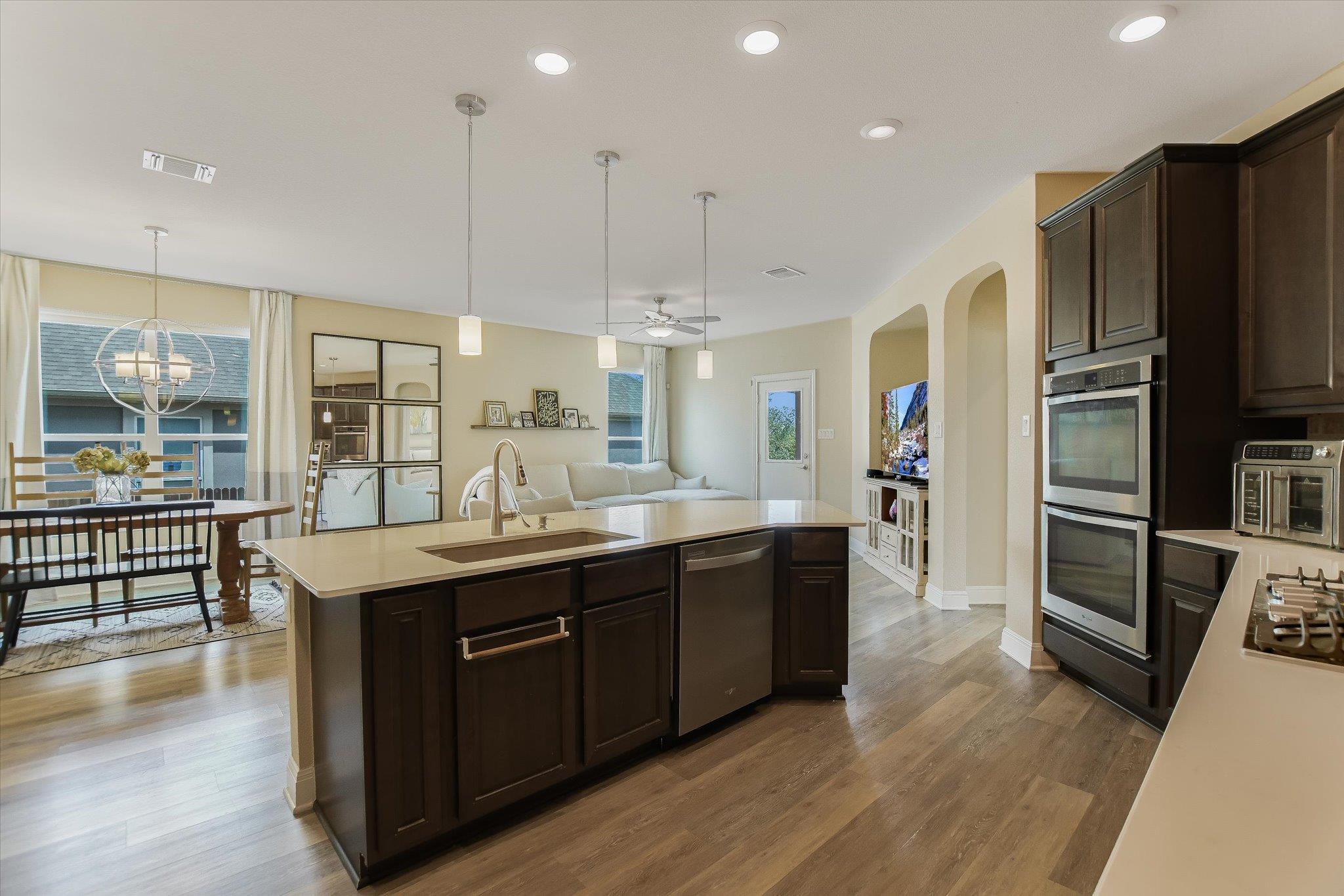 920 Crown Anchor Bnd, Georgetown, TX 78633