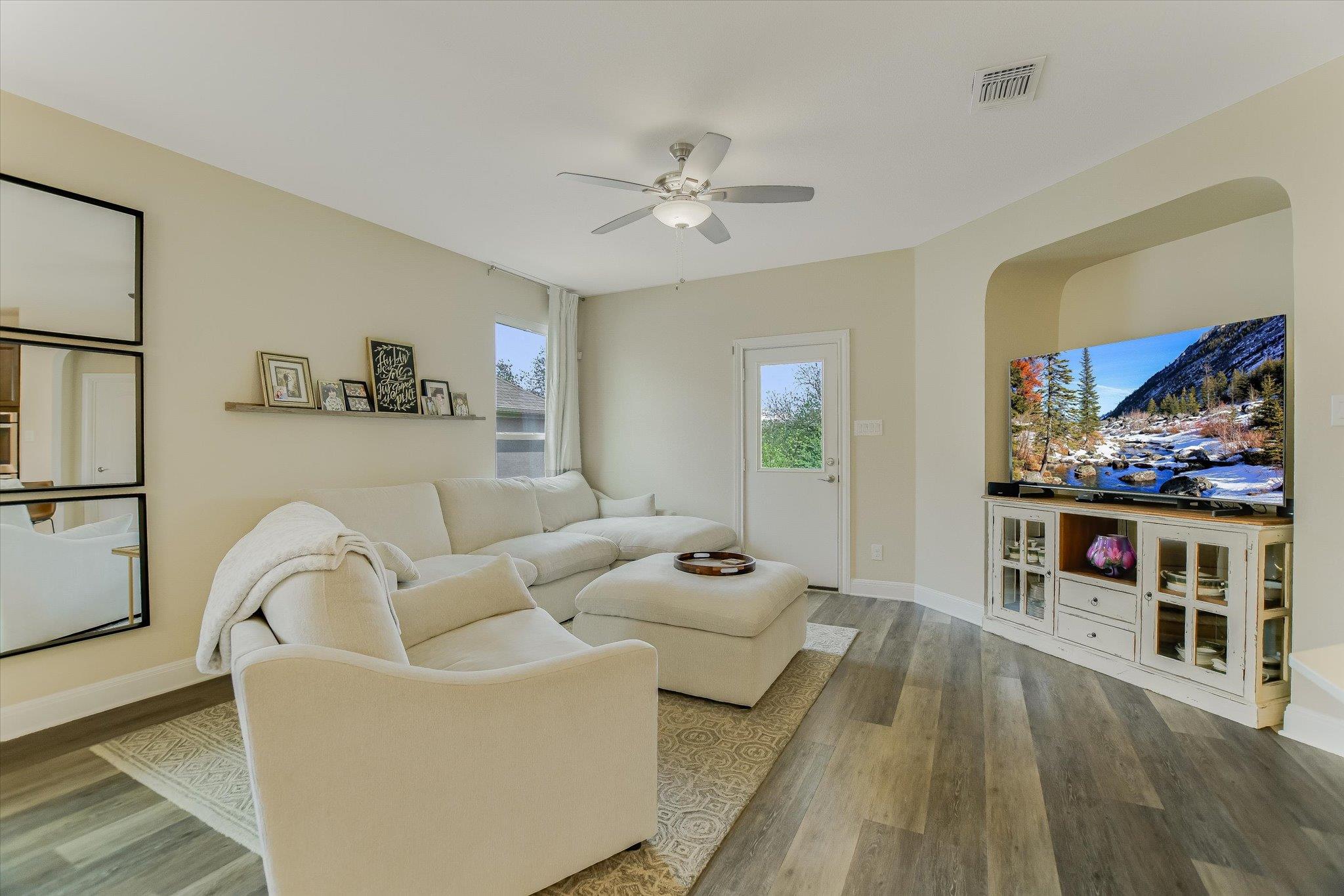 920 Crown Anchor Bnd, Georgetown, TX 78633