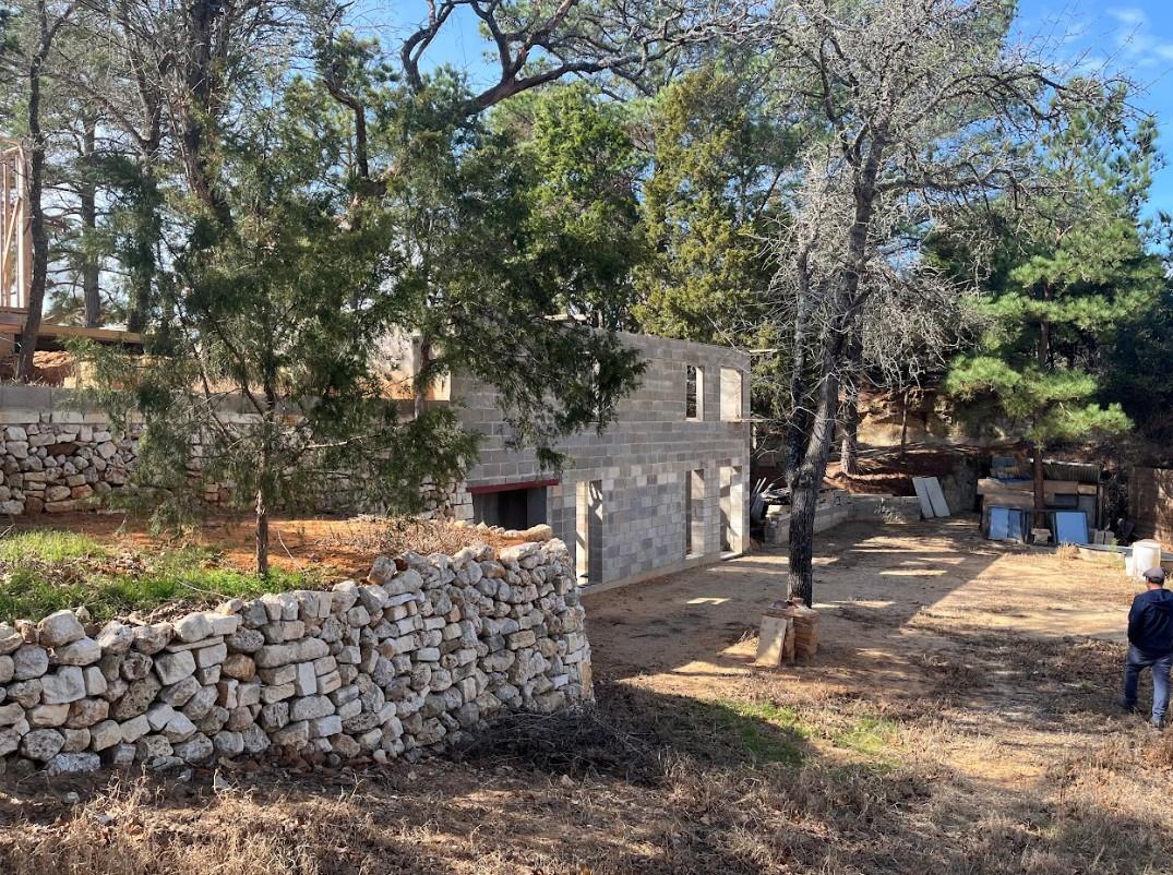 104 Lilly Ln, Elgin, TX 78621