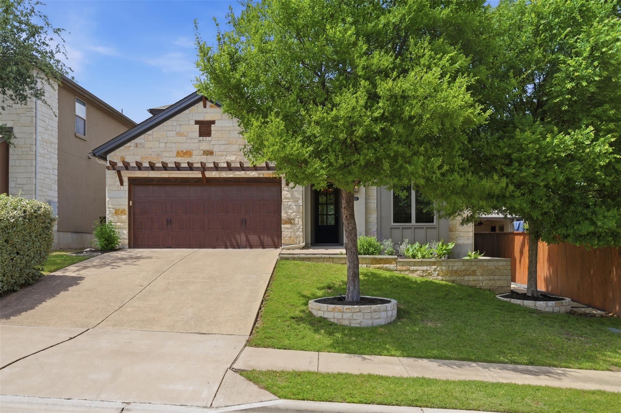 8424 Etienne Cv, Austin, TX 78759