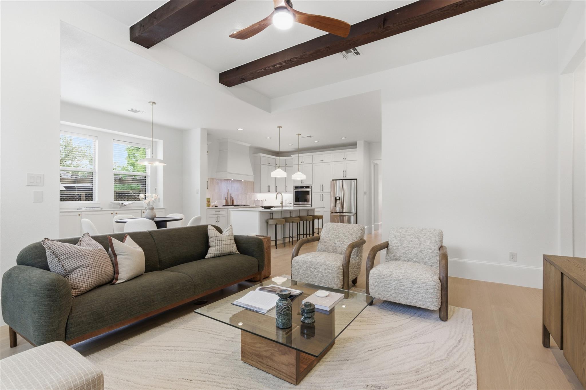 8424 Etienne Cv, Austin, TX 78759