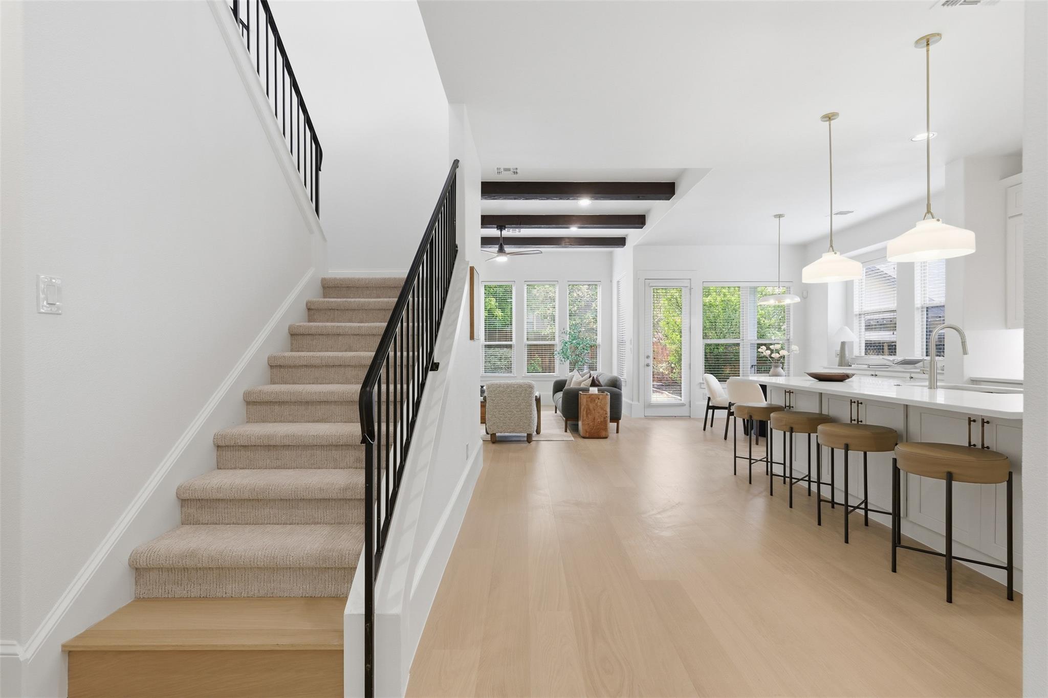 8424 Etienne Cv, Austin, TX 78759