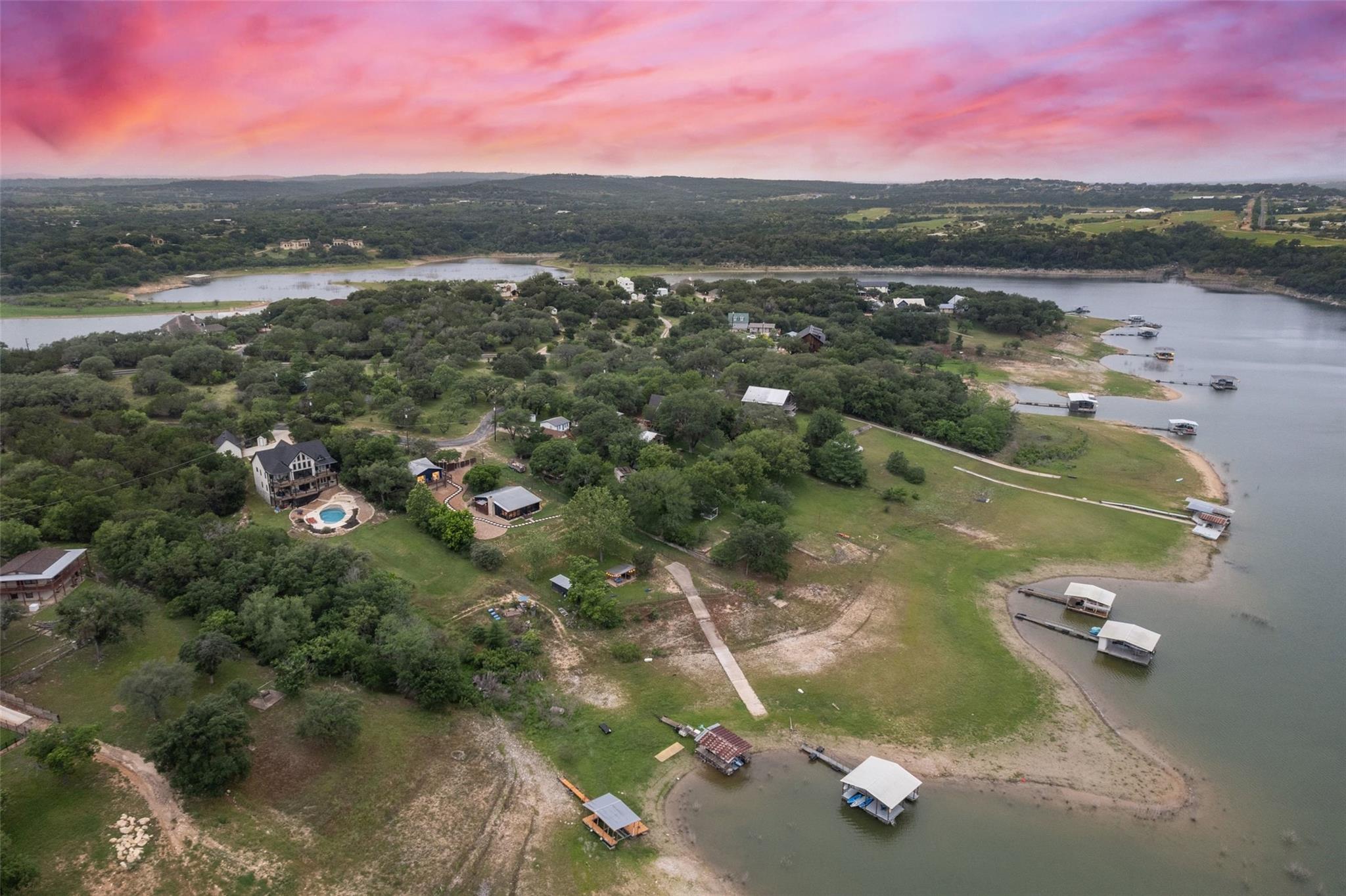 1293 Lake Shore Dr, Spicewood, TX 78669