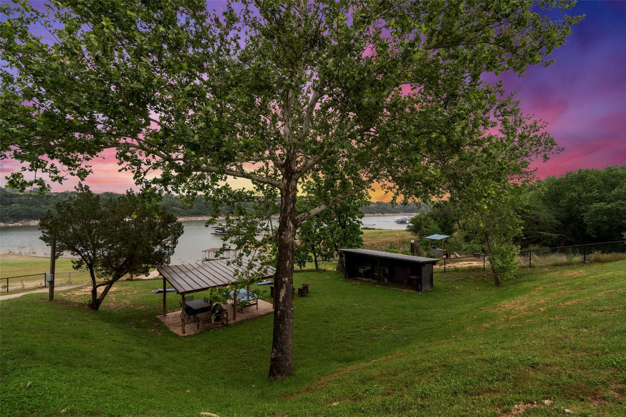 1293 Lake Shore Dr, Spicewood, TX 78669