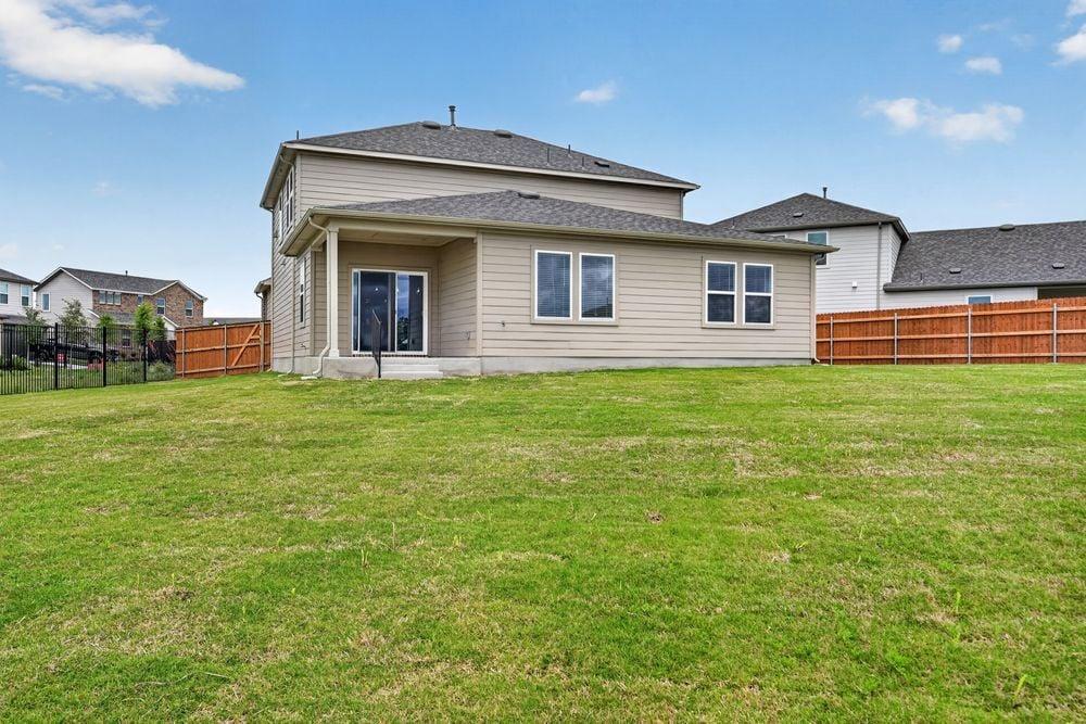 90 Flowers Ave, Hutto, TX 78634