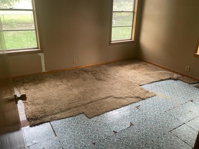 410 Hazel Ave, Rockdale, TX 76567