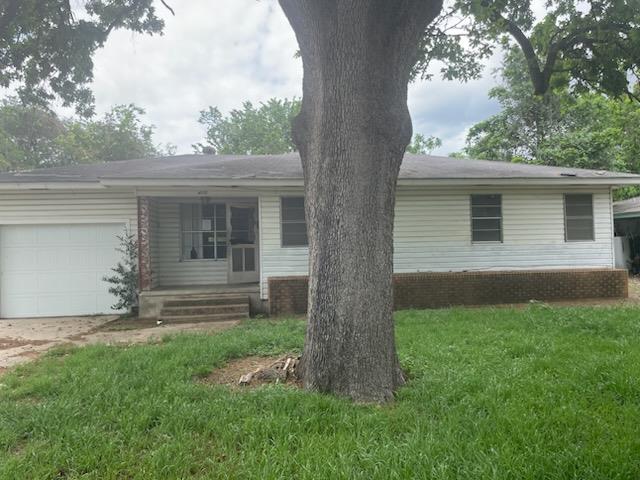 410 Hazel Ave, Rockdale, TX 76567