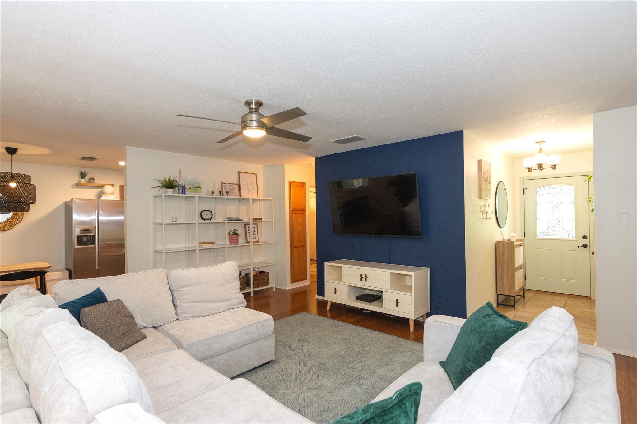 8411 Romney Rd, Austin, TX 78748