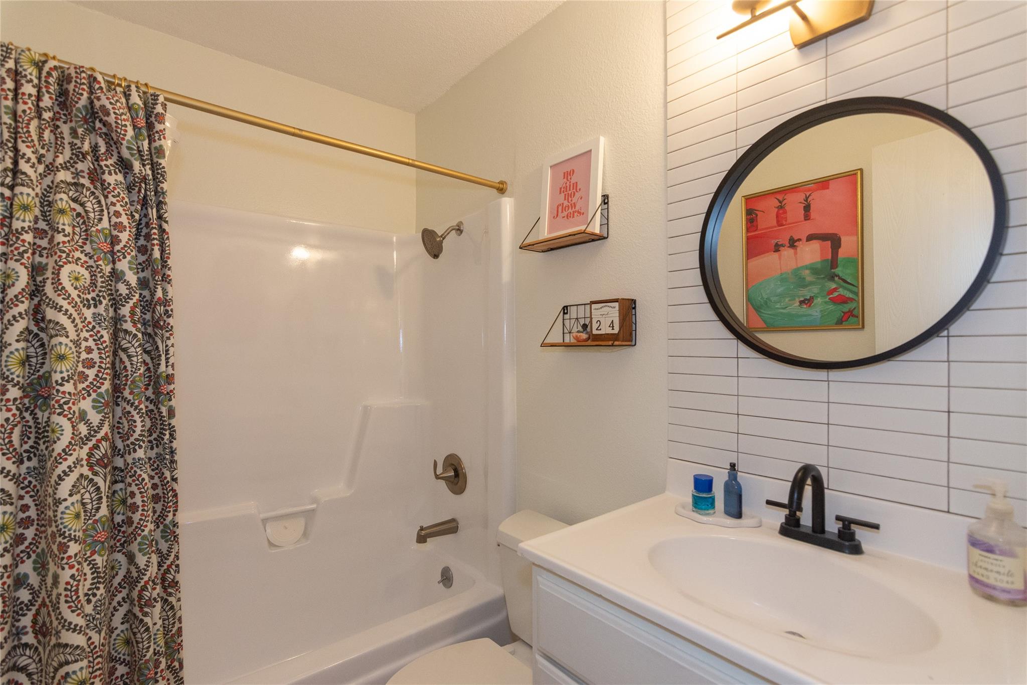 8411 Romney Rd, Austin, TX 78748