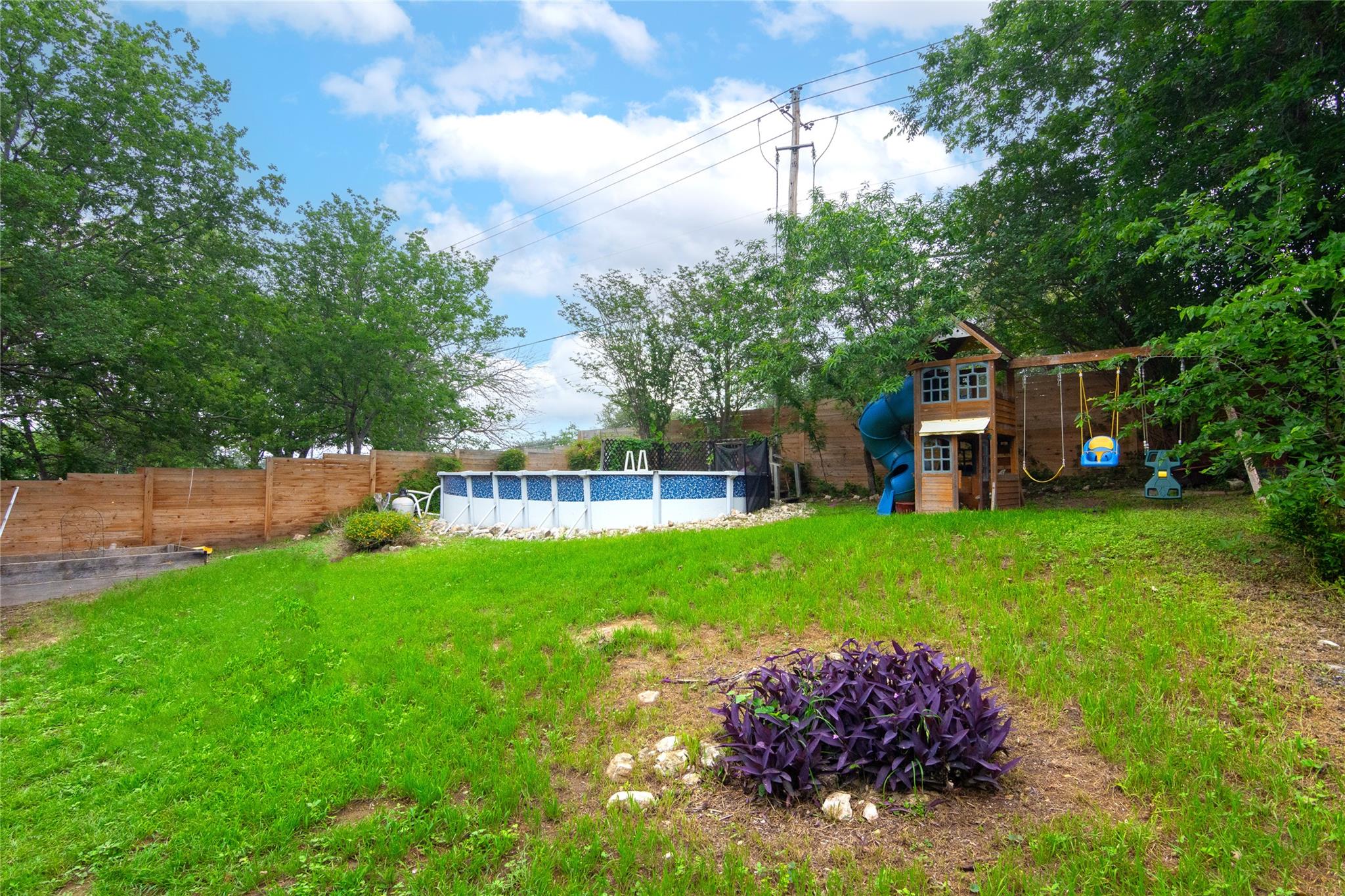 8411 Romney Rd, Austin, TX 78748
