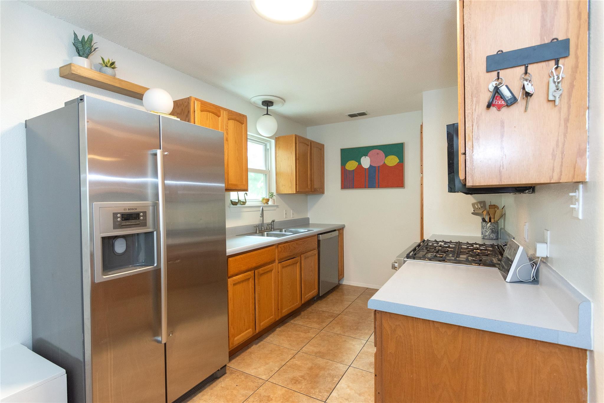 8411 Romney Rd, Austin, TX 78748