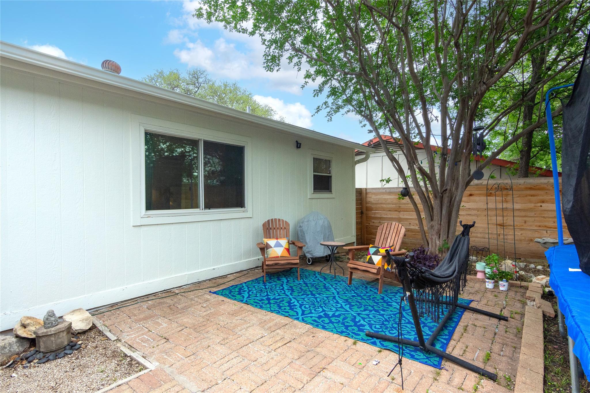 8411 Romney Rd, Austin, TX 78748