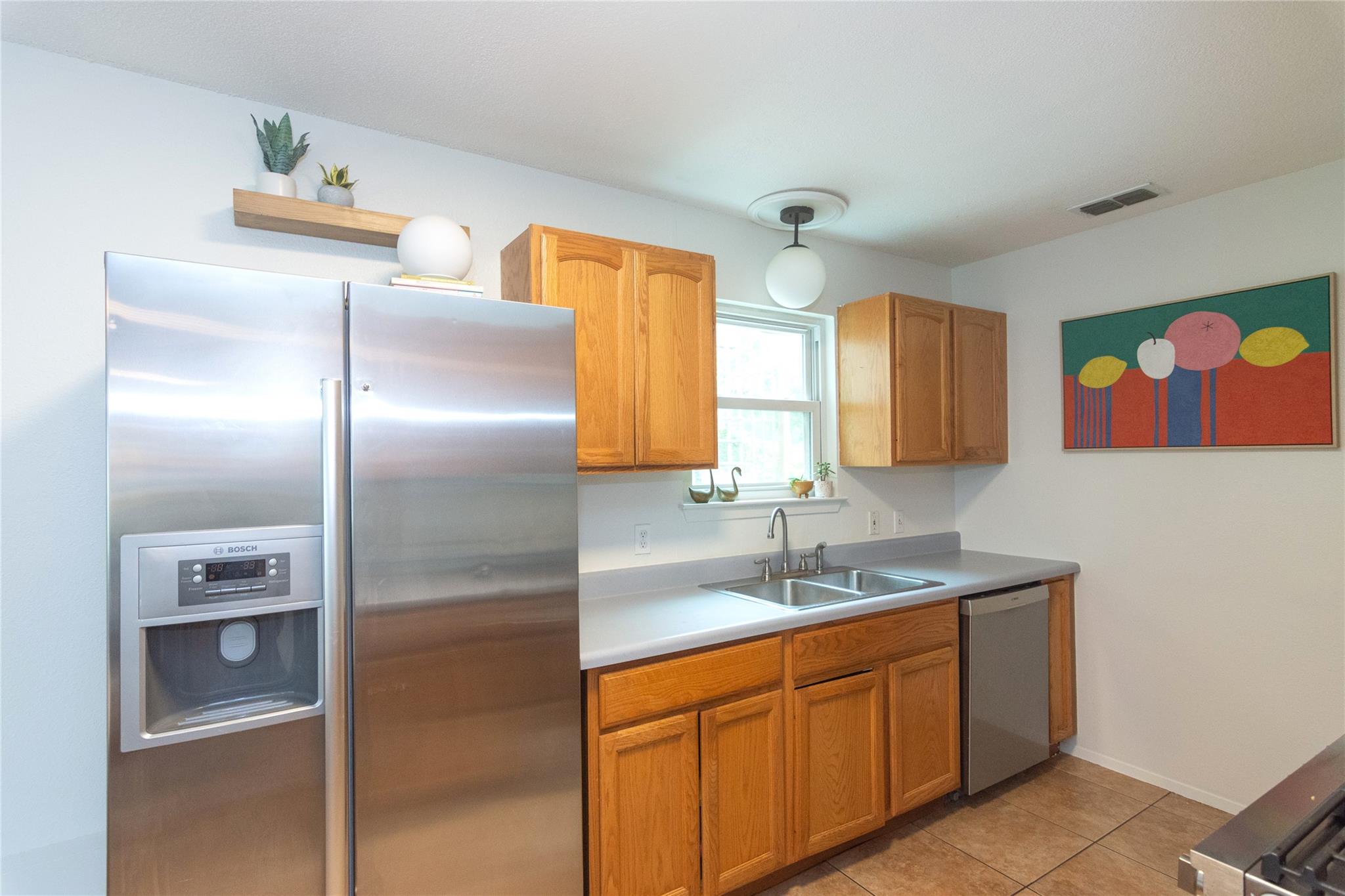 8411 Romney Rd, Austin, TX 78748