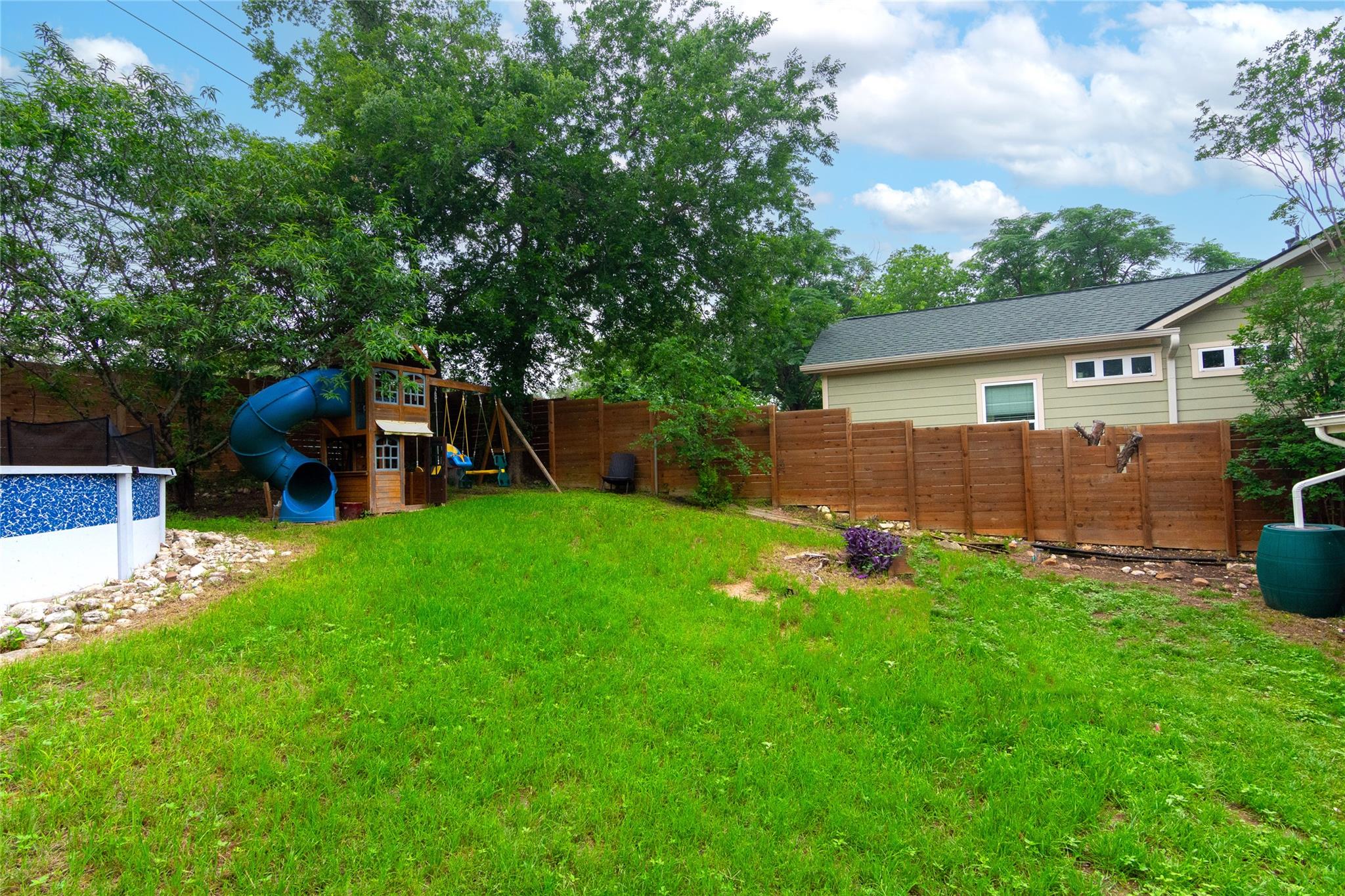 8411 Romney Rd, Austin, TX 78748