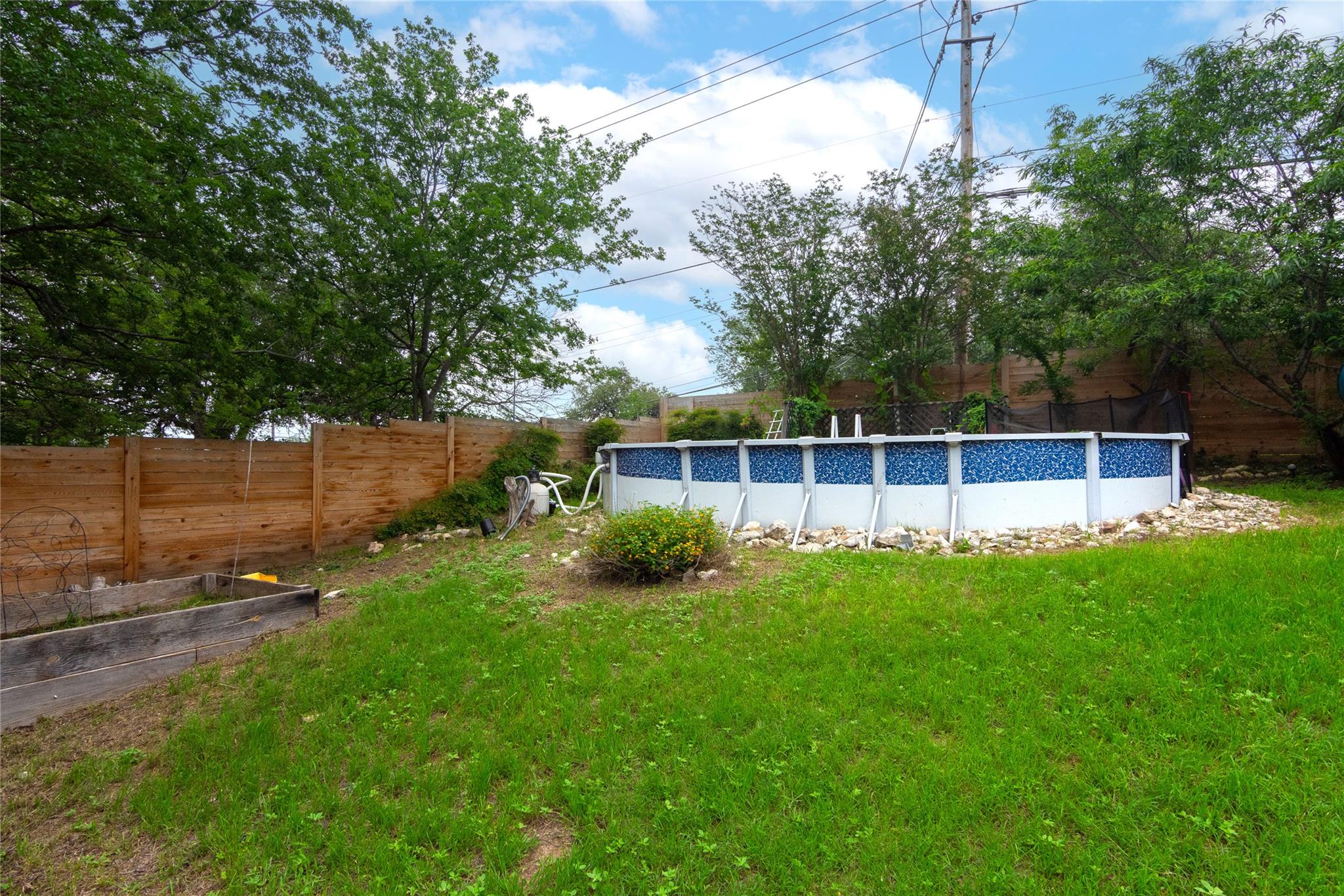 8411 Romney Rd, Austin, TX 78748