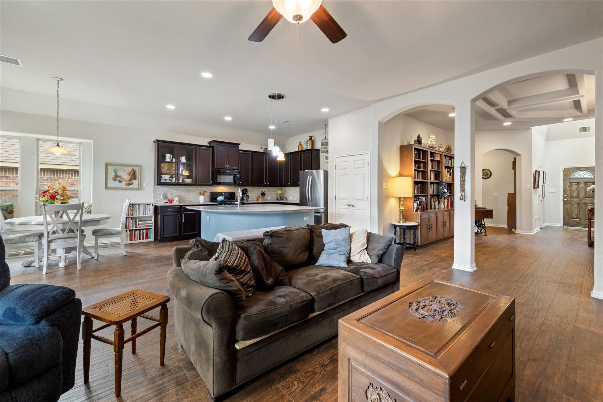 233 Sangiovese St, Leander, TX 78641